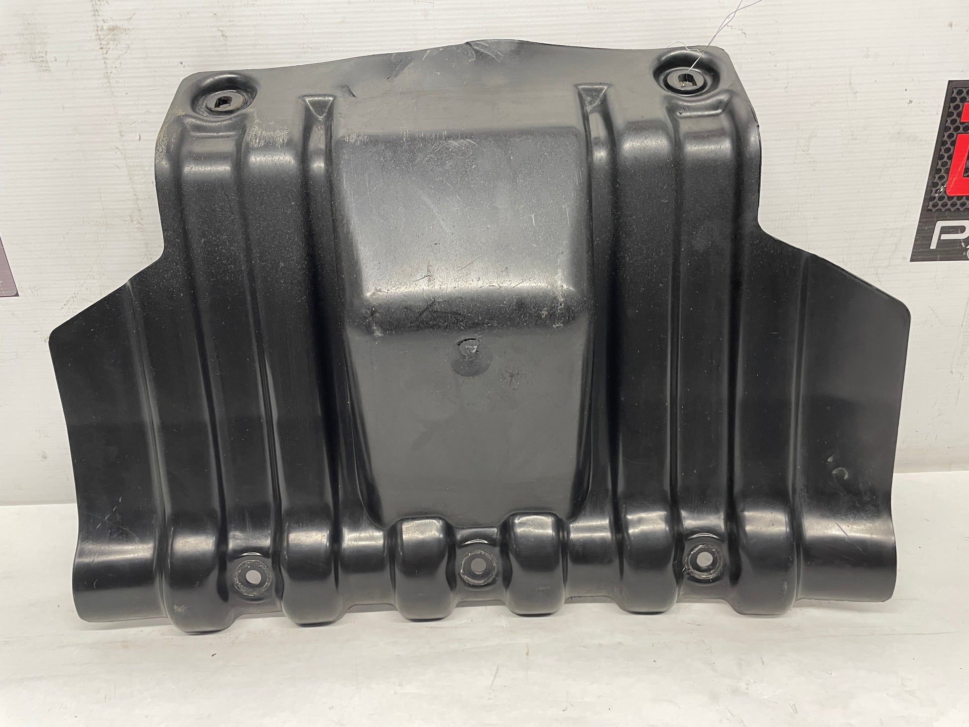 2004 GMC Sierra K1500 Engine Motor Splash Shield OEM - Day's Parts Yard