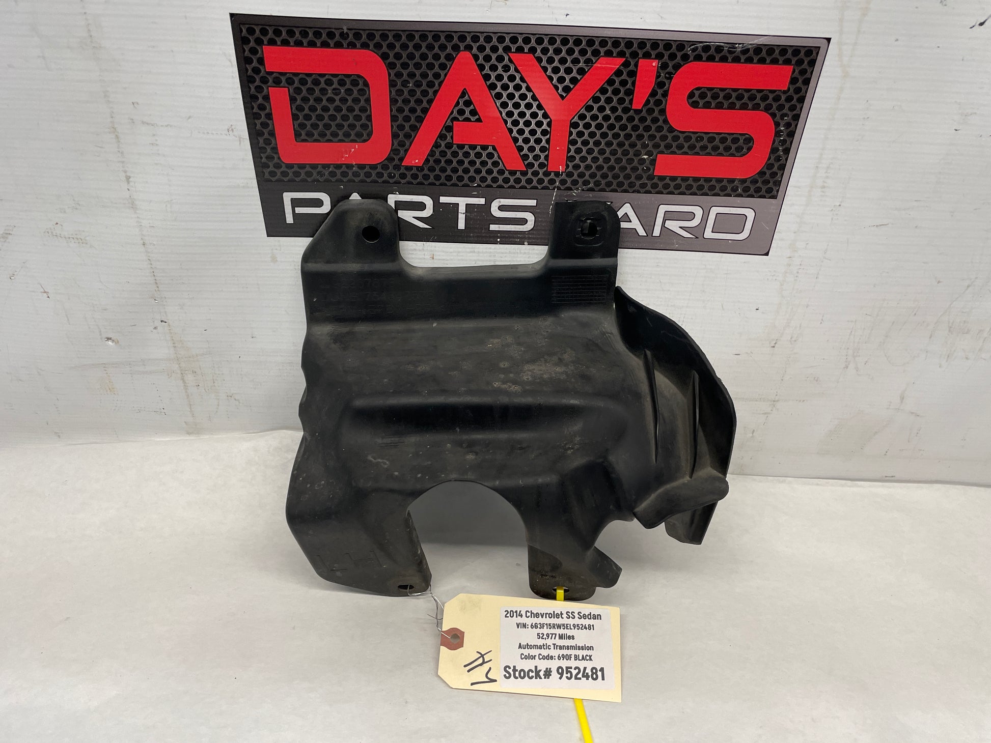 2014 Chevy SS Sedan LH Driver Splash Shield OEM - Day's Parts Yard