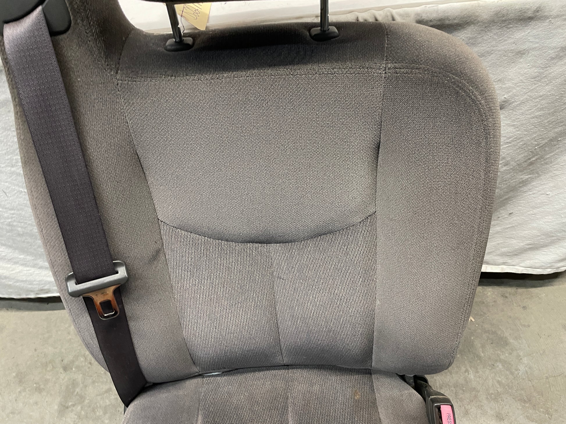 2004 GMC Sierra K1500 RH Passenger Front Seat Gray Cloth OEM - Day's Parts Yard