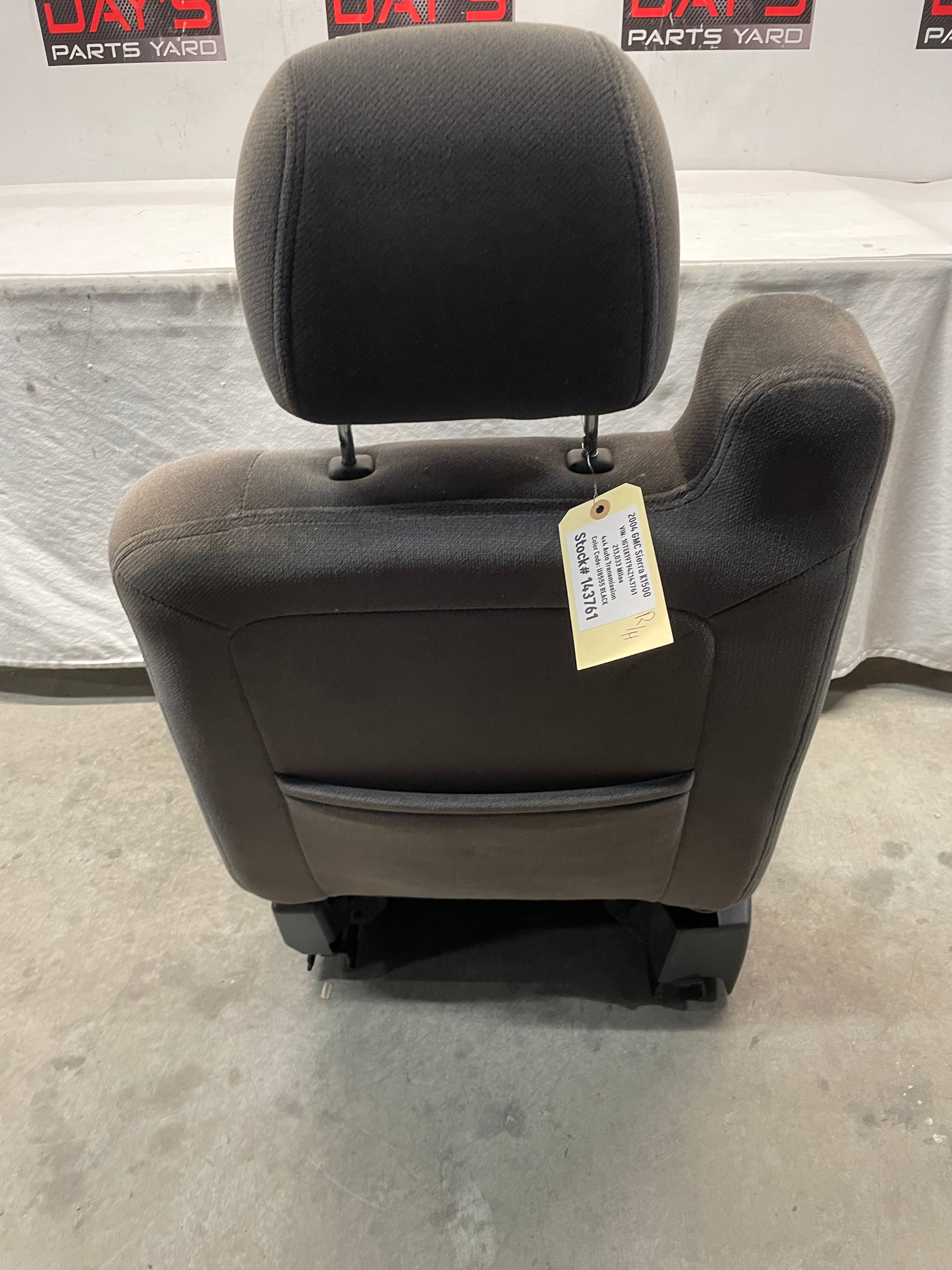 2004 GMC Sierra K1500 RH Passenger Front Seat Gray Cloth OEM - Day's Parts Yard