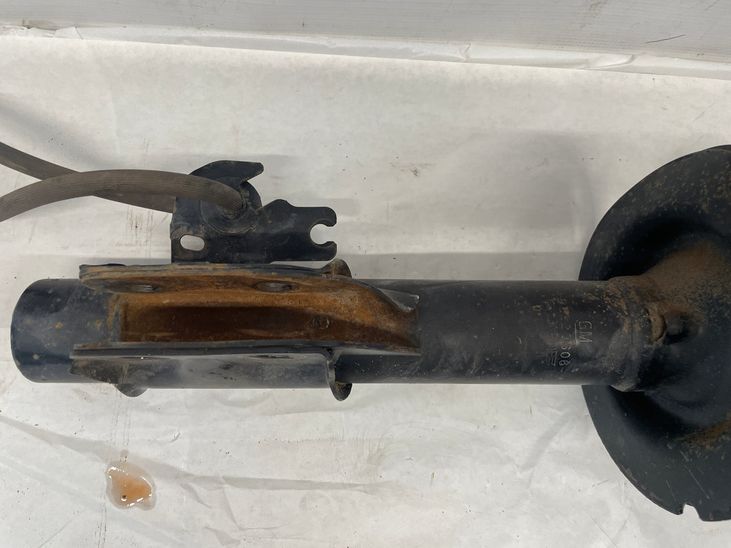 2009 Pontiac G8 GT RH Passenger Front Strut Assembly OEM