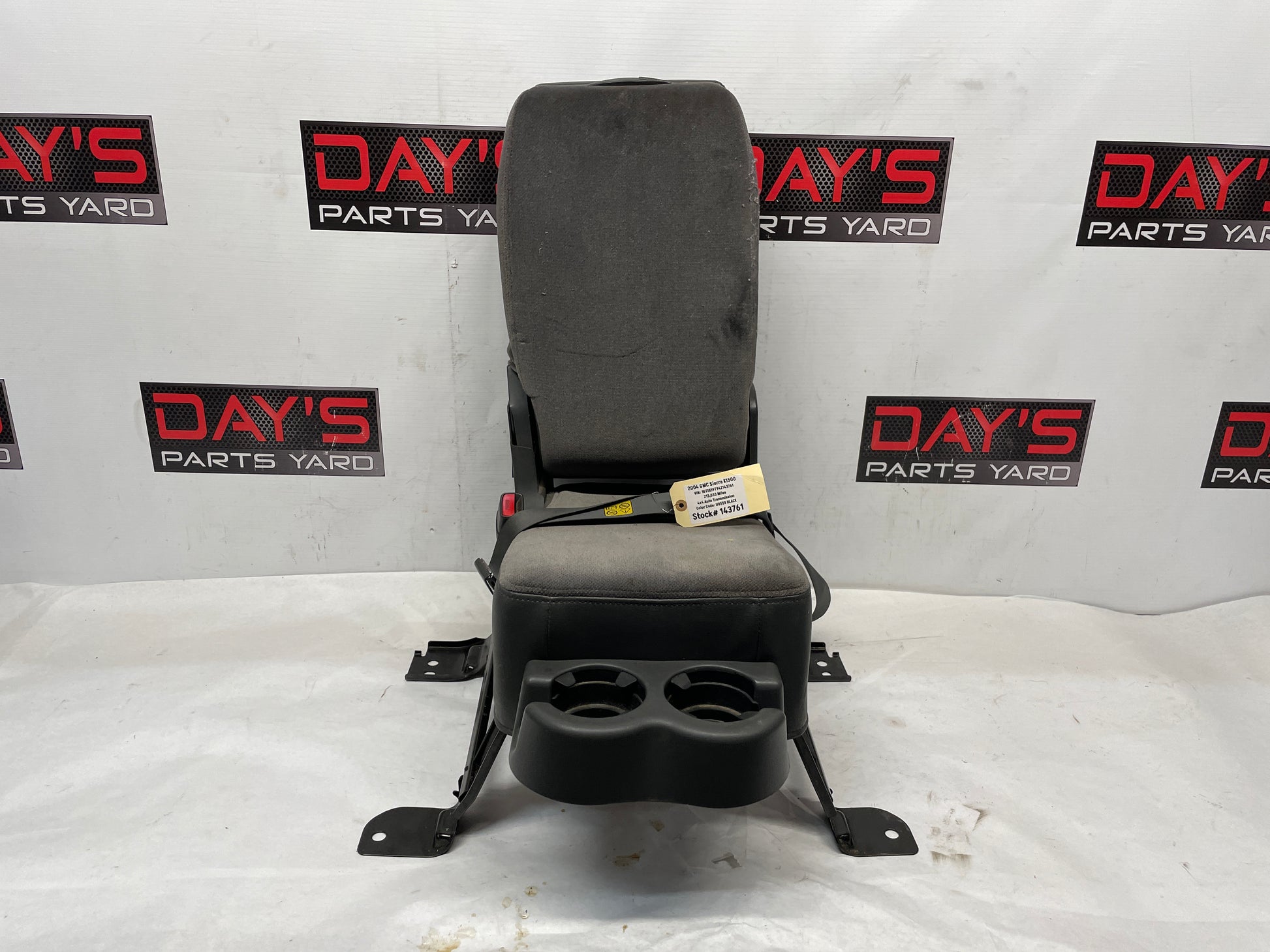 2004 GMC Sierra K1500 Front Center Console Arm Rest Jump Seat Grey Cloth OEM - Day's Parts Yard