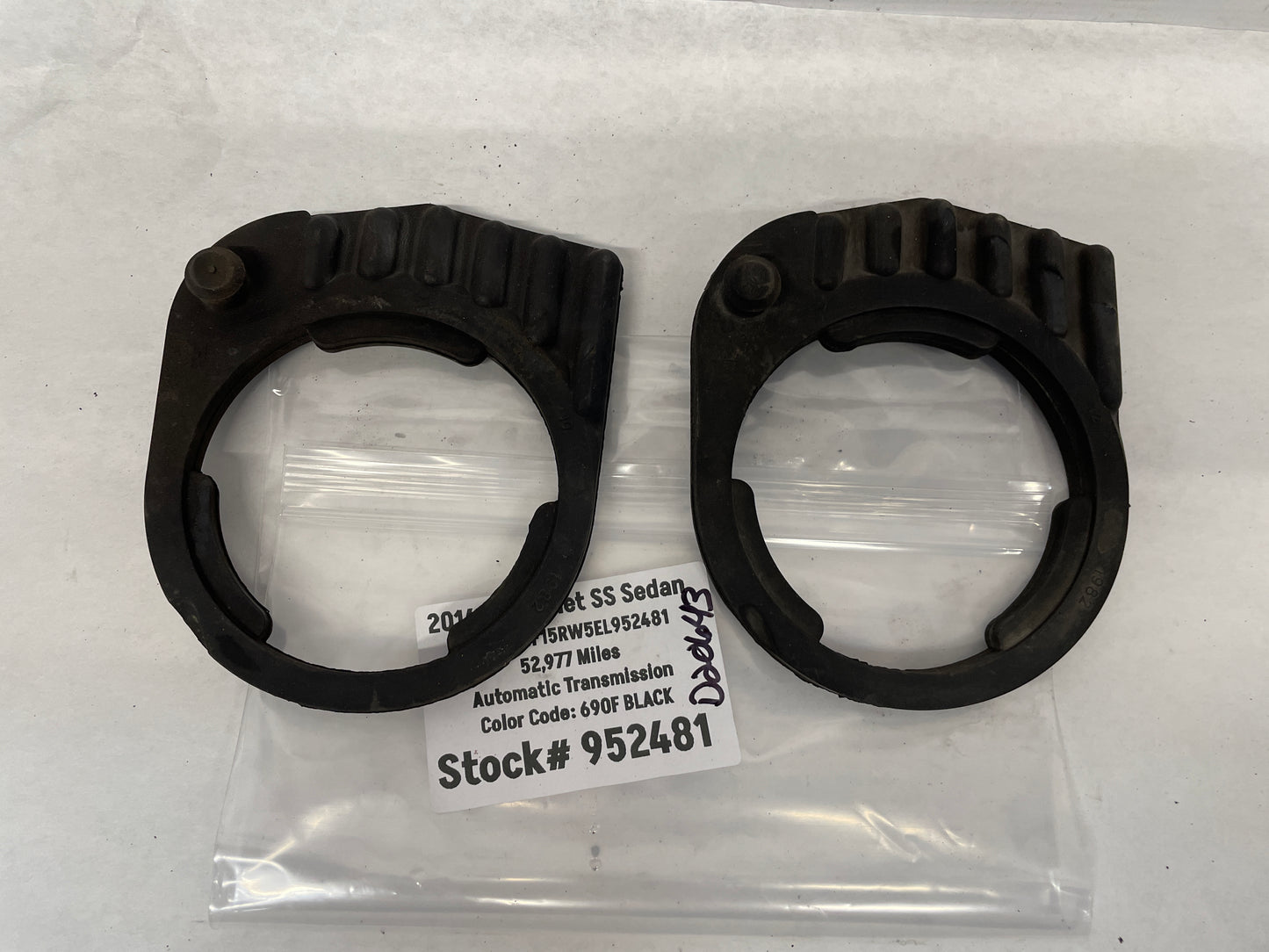 2014 Chevy SS Sedan Rear Cradle Rubber Isolators Set OEM - Day's Parts Yard