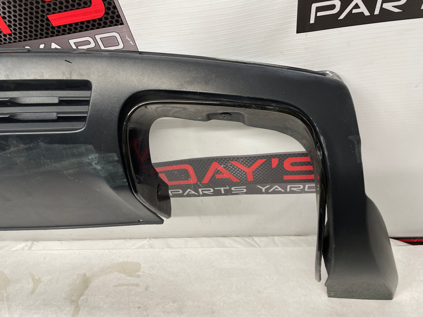 2013 Chevy Camaro ZL1 Rear Bumper Lower Valance Diffuser Cover OEM Damage