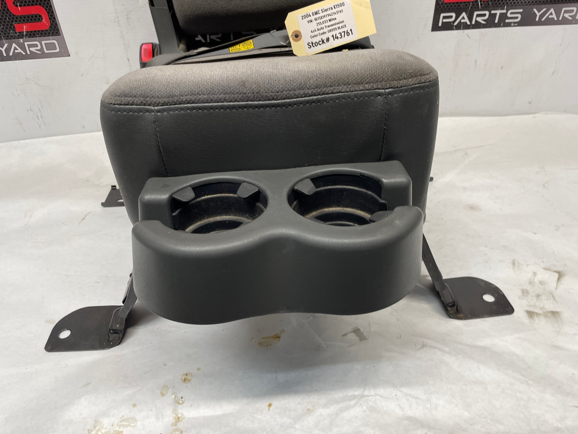 2004 GMC Sierra K1500 Front Center Console Arm Rest Jump Seat Grey Cloth OEM - Day's Parts Yard