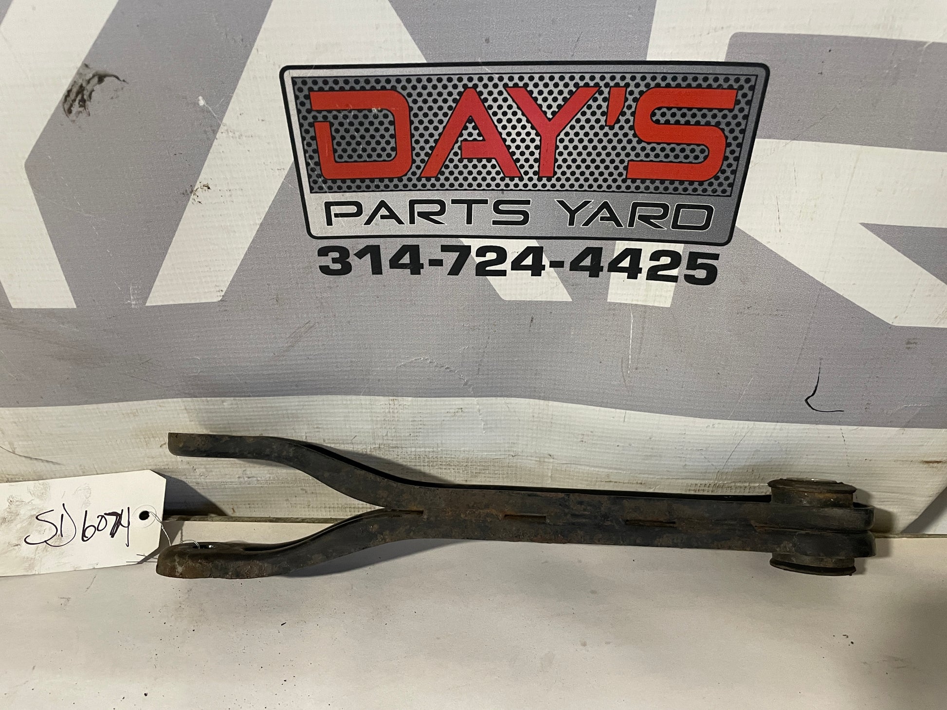 2014 Chevy SS Sedan LH Driver Rear Suspension Trailing Control Arm  OEM - Day's Parts Yard
