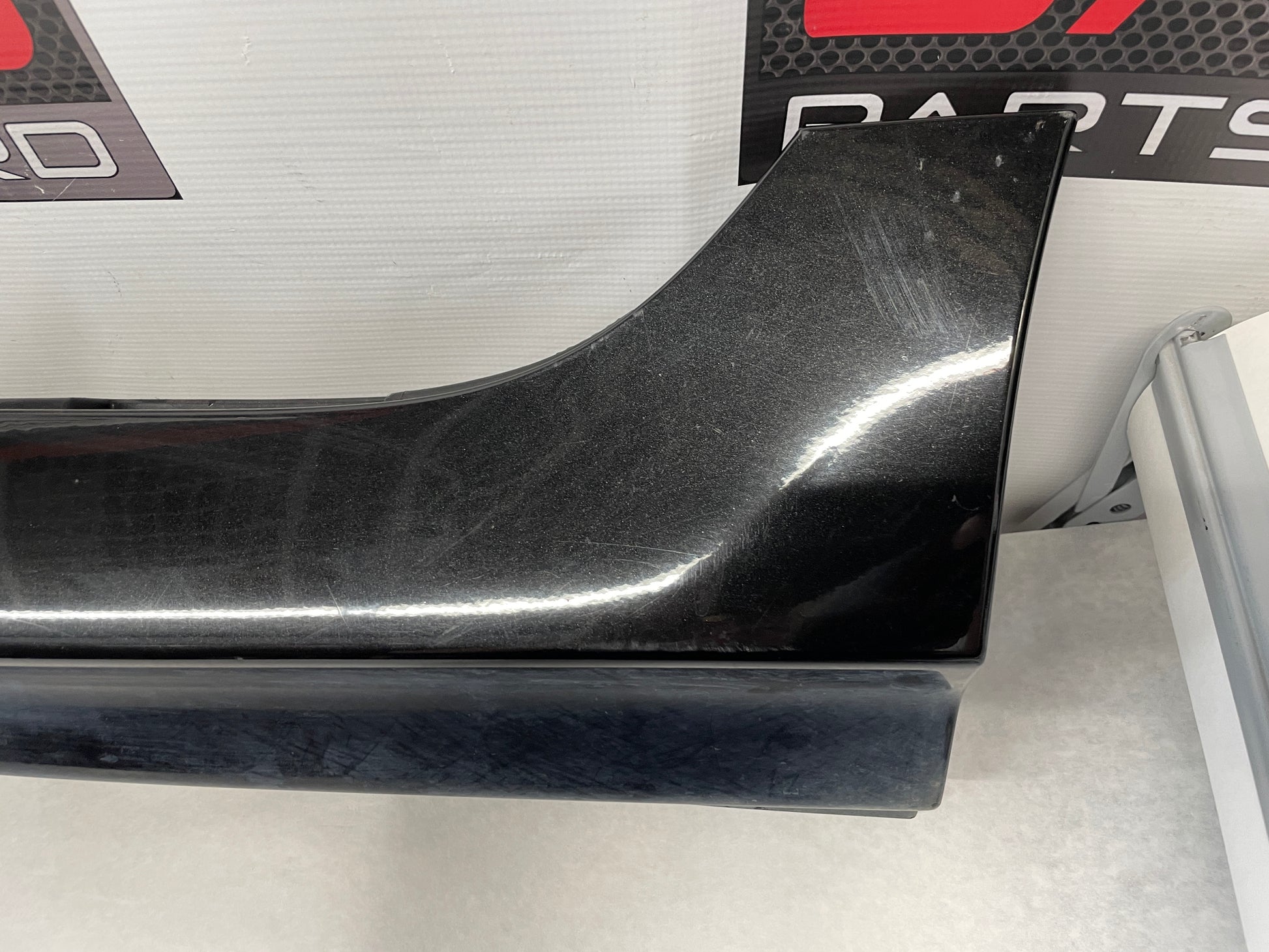 2014 Chevy SS Sedan LH Driver Rocker Molding Side Skirt Panel Black OEM - Day's Parts Yard