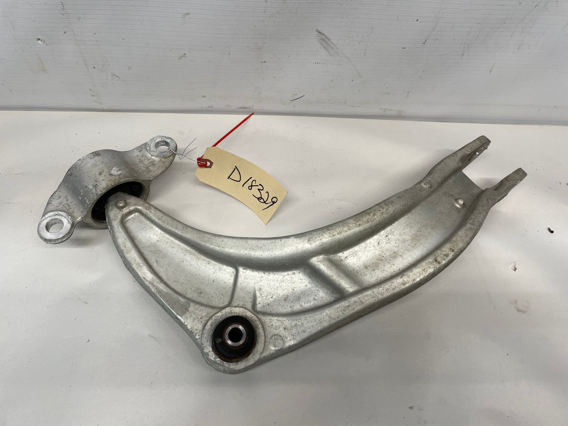 2015 Chevy SS Sedan RH Passenger Rear Upper Control Arm OEM - Day's Parts Yard