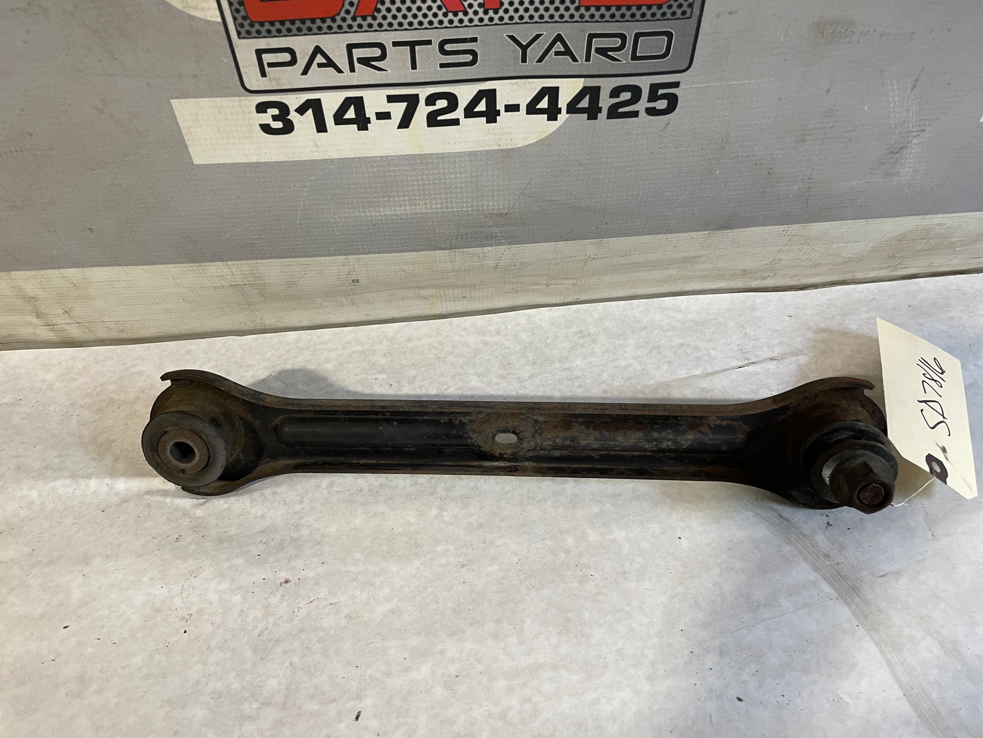 2009 Pontiac G8 GT LH Driver Rear Control Drag Link Arm OEM - Day's Parts Yard