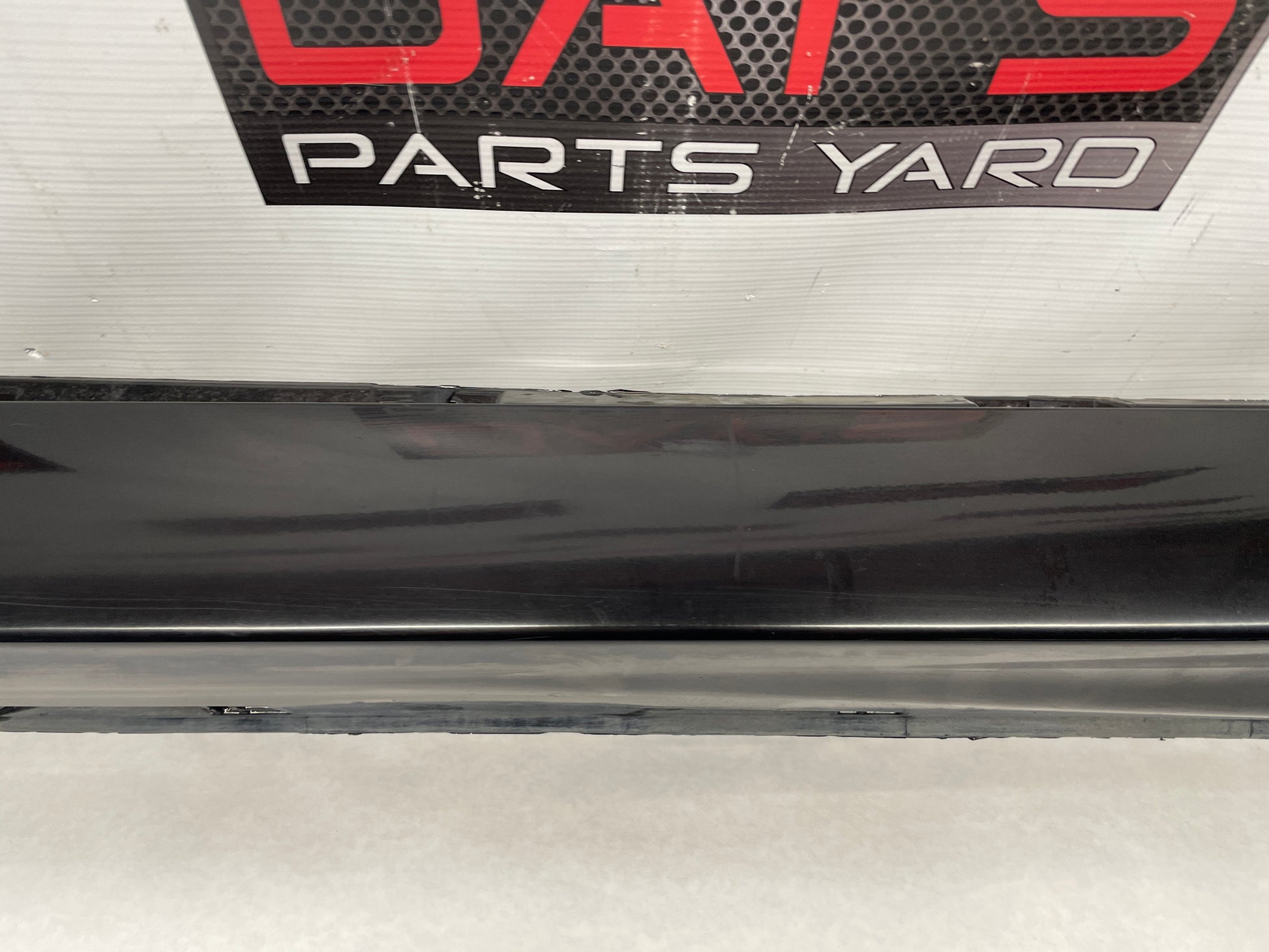 2014 Chevy SS Sedan LH Driver Rocker Molding Side Skirt Panel Black OEM - Day's Parts Yard