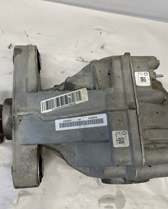 2015 Chevy SS Sedan Rear End Rearend Differential 3.27 LSD OEM