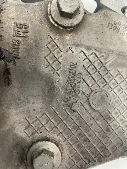 2014 Chevy SS Sedan RH Passenger Front Spindle Hub Knuckle Wheel Bearing Assembly OEM - Day's Parts Yard