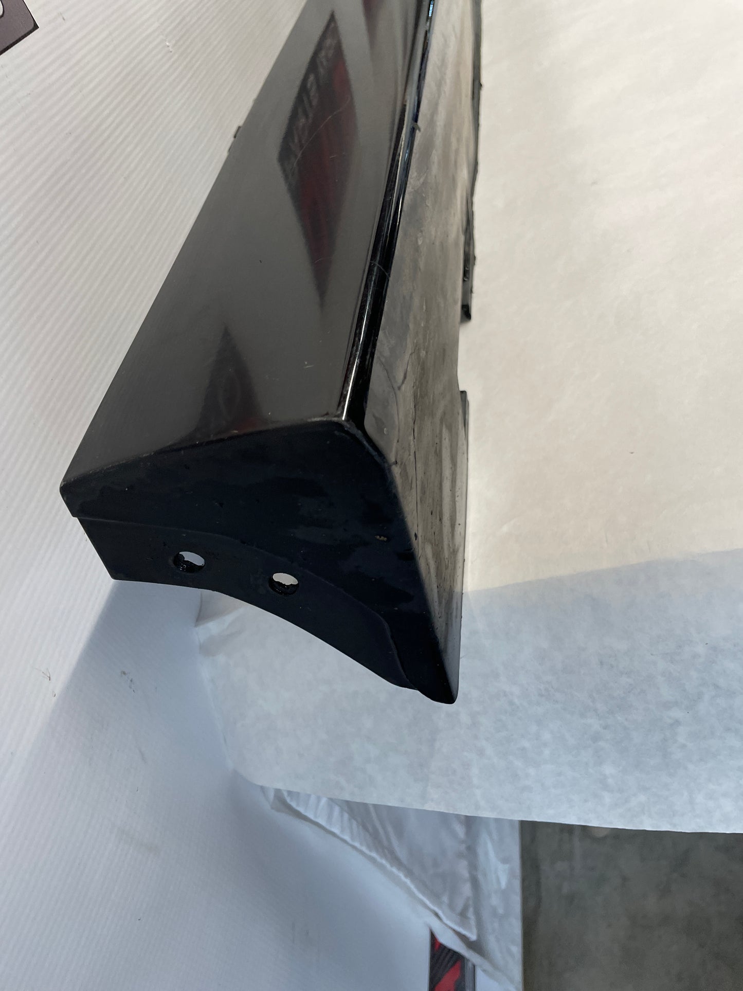 2014 Chevy SS Sedan LH Driver Rocker Molding Side Skirt Panel Black OEM - Day's Parts Yard