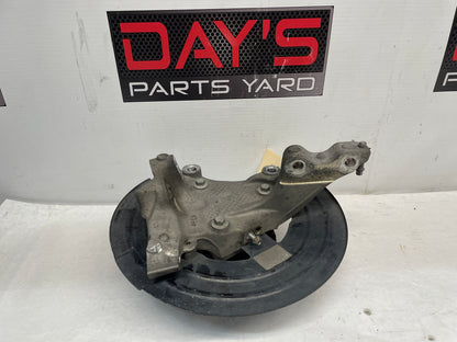2014 Chevy SS Sedan LH Driver Front Spindle Hub Knuckle Wheel Bearing Assembly OEM - Day's Parts Yard