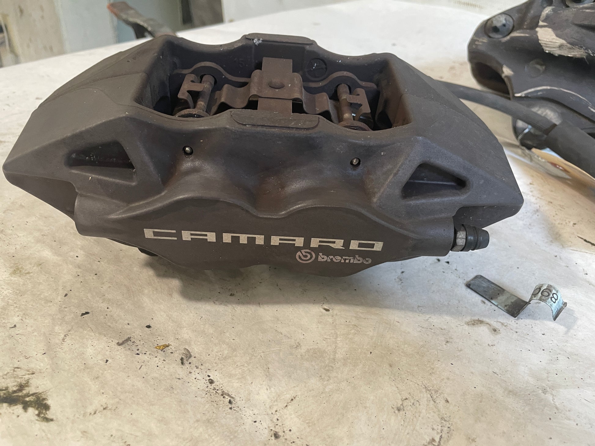2016 Chevy Camaro SS Brembo Performance Calipers OEM - Day's Parts Yard