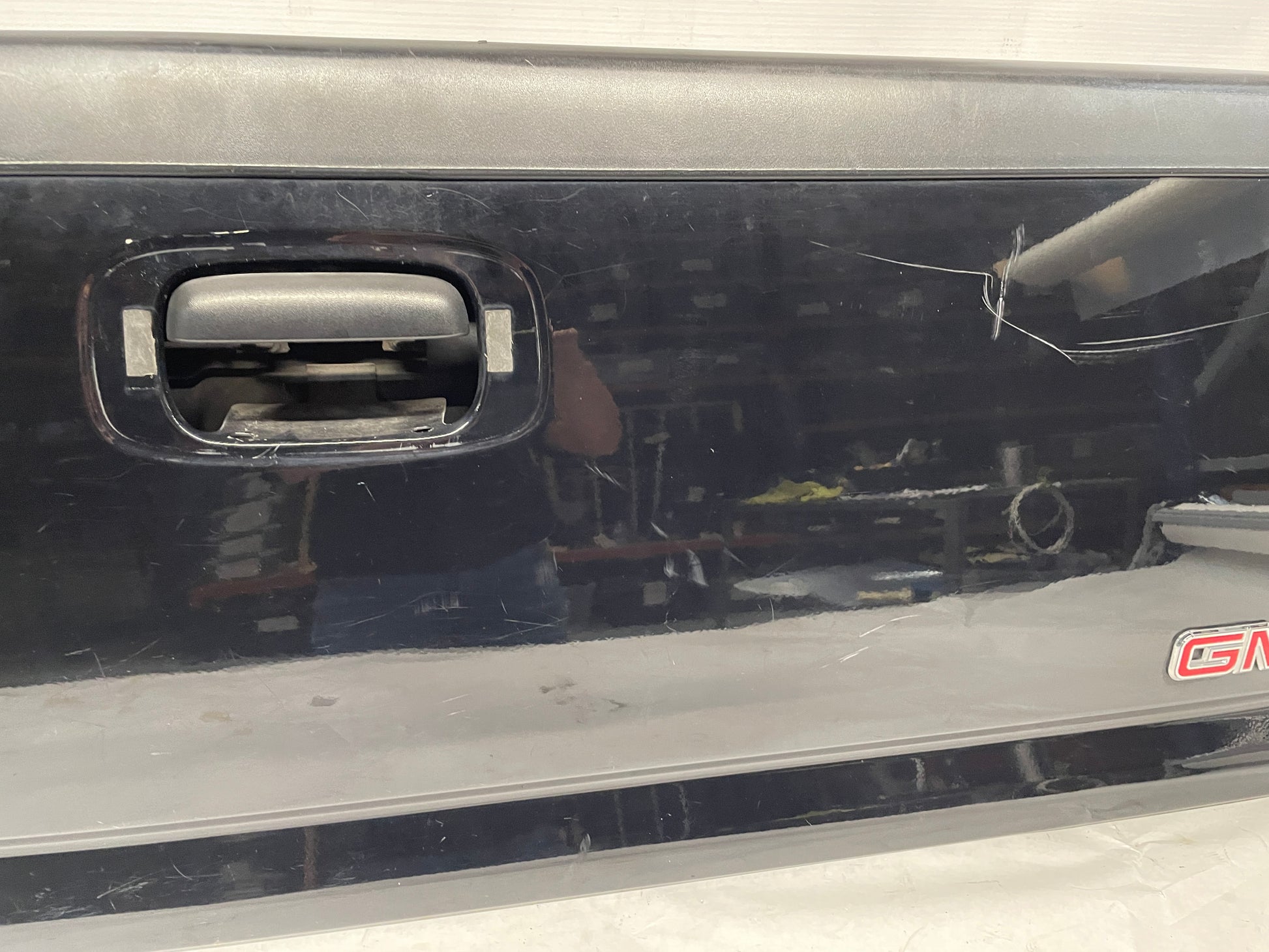 2004 GMC Sierra K1500 Tailgate Tail Gate OEM - Day's Parts Yard