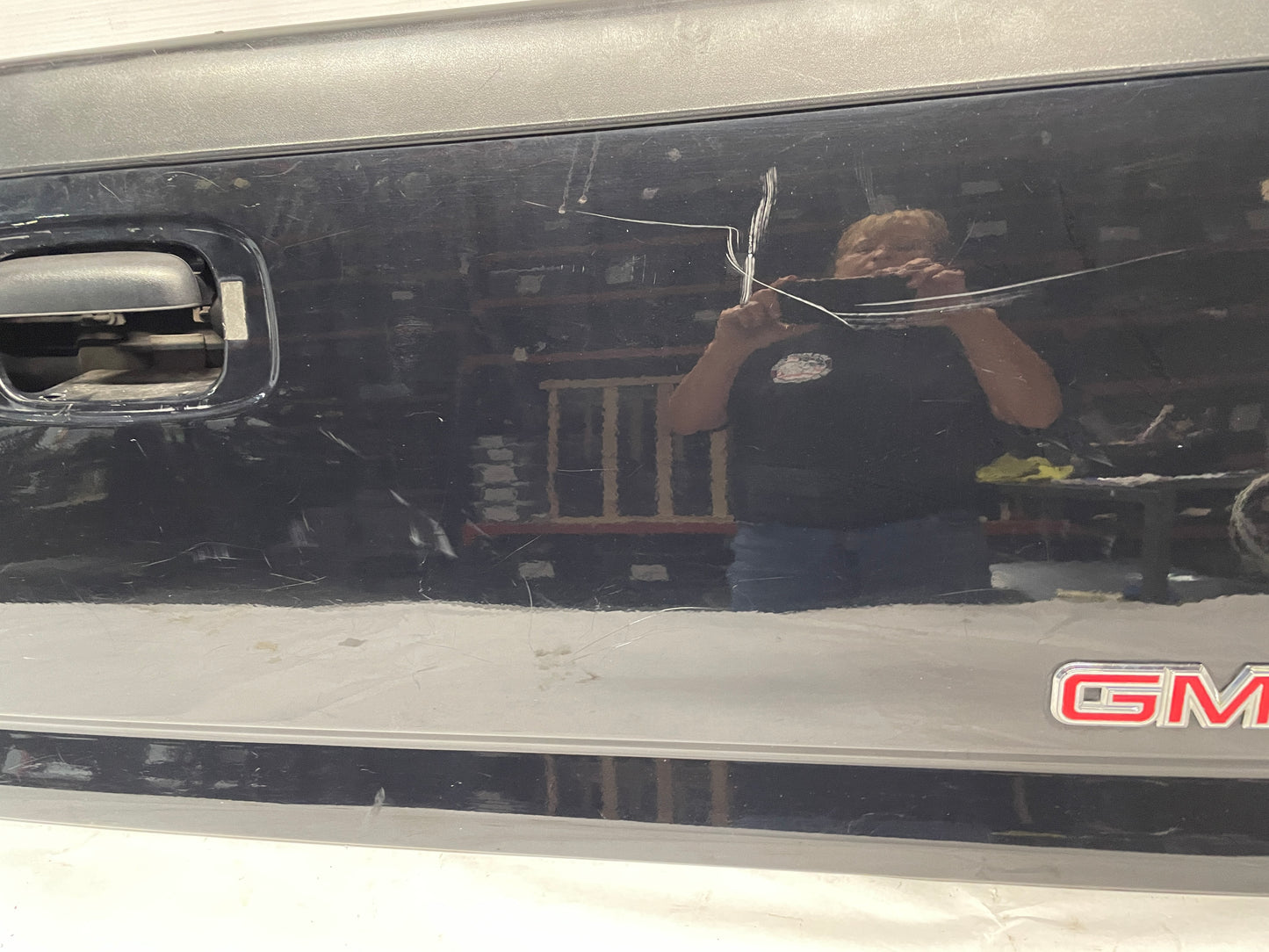 2004 GMC Sierra K1500 Tailgate Tail Gate OEM - Day's Parts Yard
