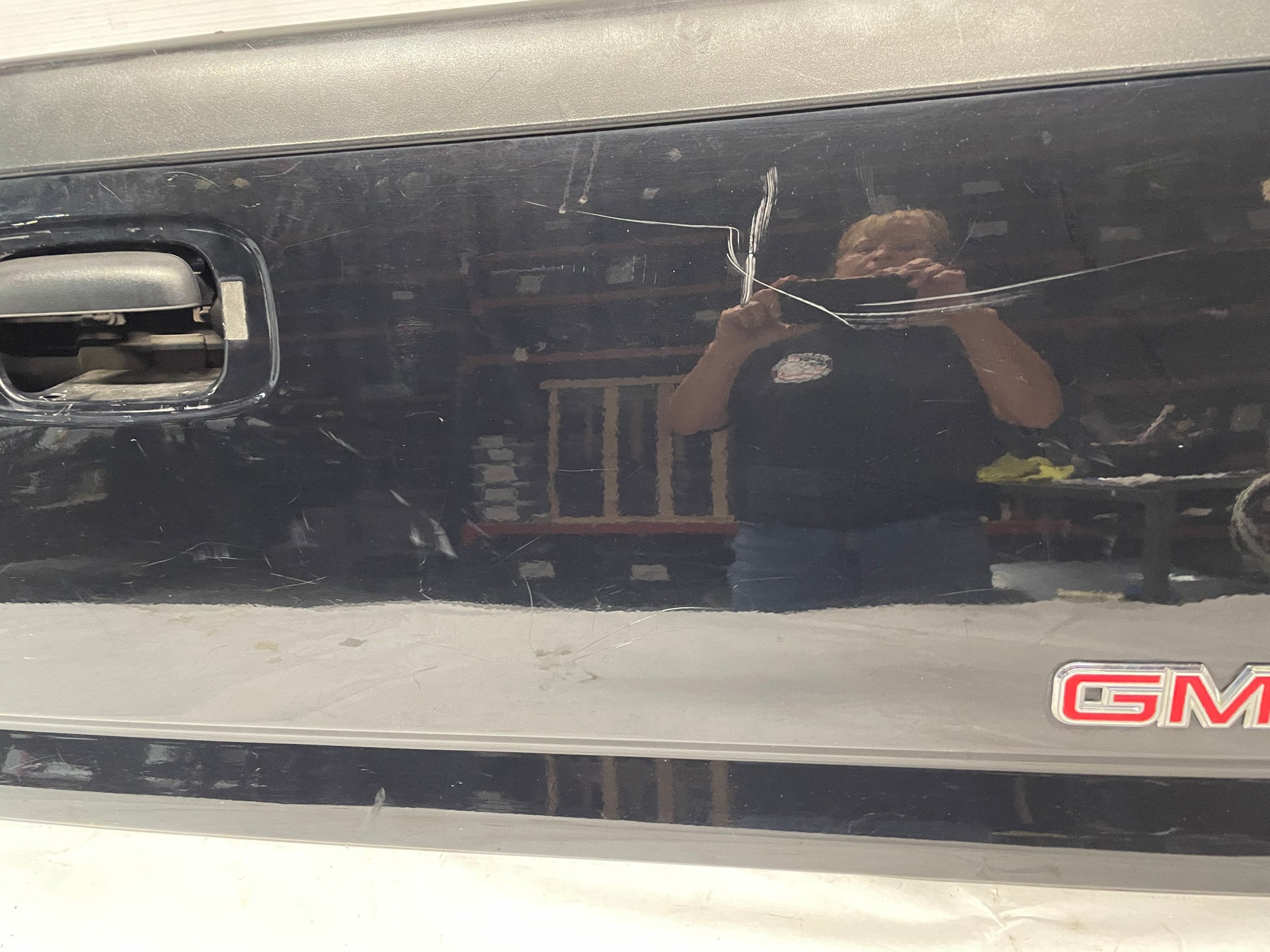 2004 GMC Sierra K1500 Tailgate Tail Gate OEM - Day's Parts Yard