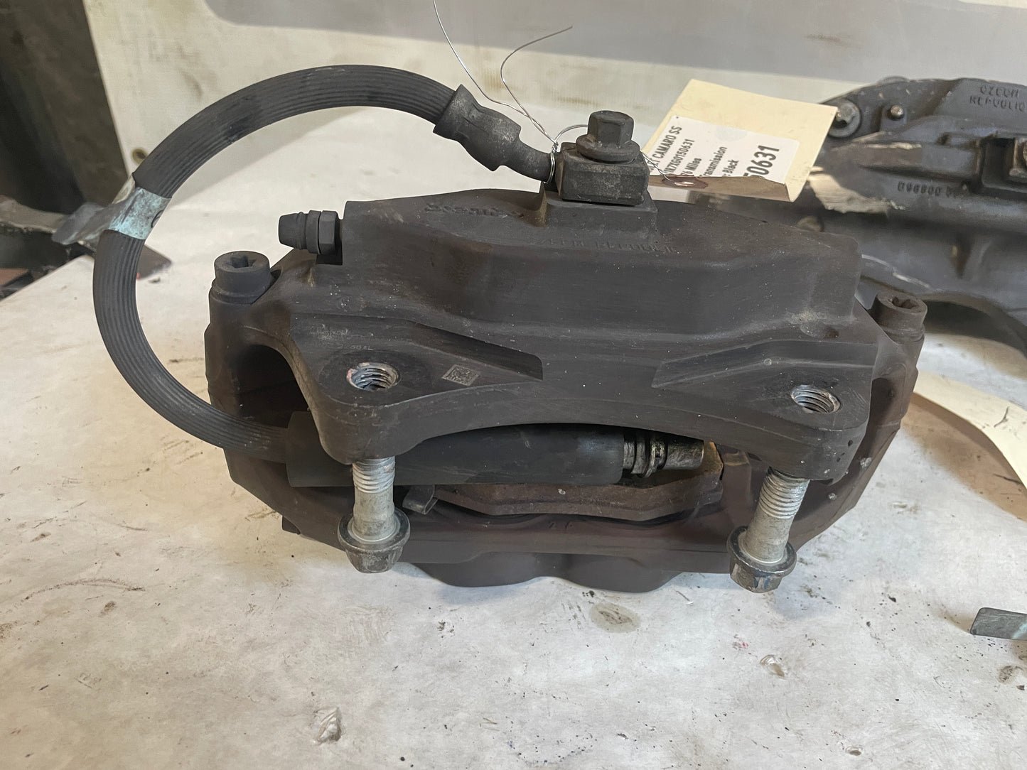 2016 Chevy Camaro SS Brembo Performance Calipers OEM - Day's Parts Yard