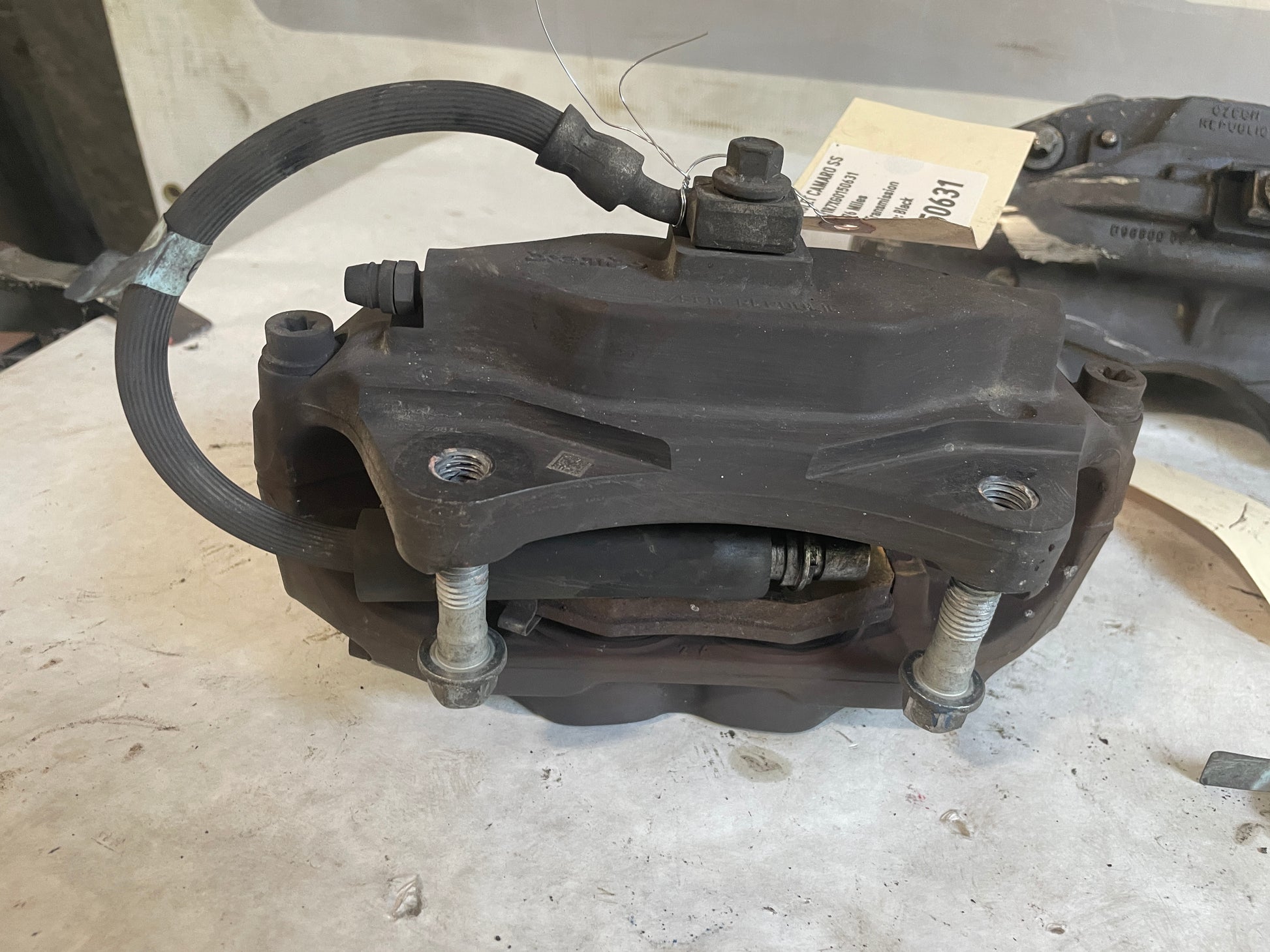 2016 Chevy Camaro SS Brembo Performance Calipers OEM - Day's Parts Yard