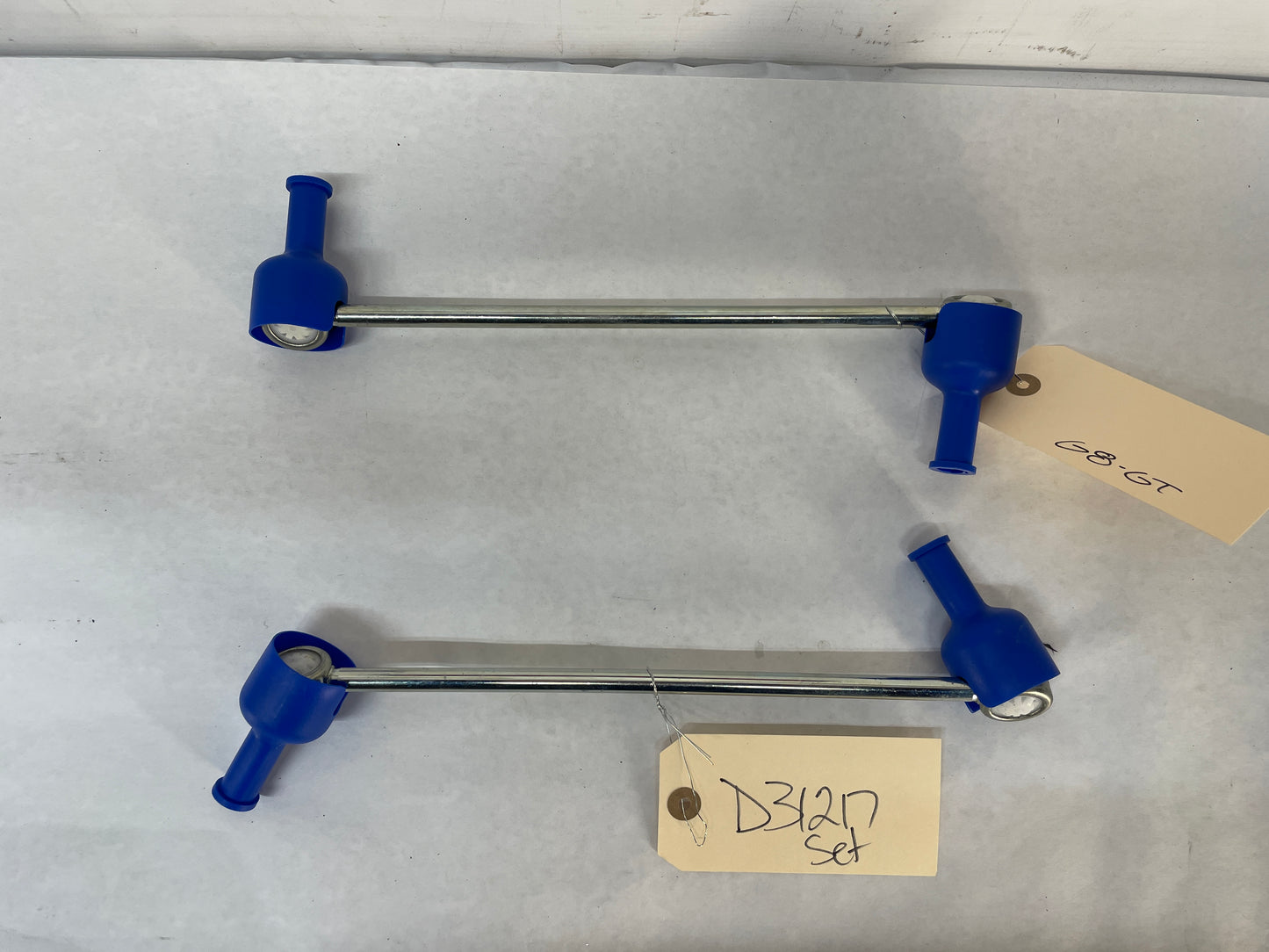 2009 Pontiac G8 GT RH & LH Sway Bar End Links OEM - Day's Parts Yard