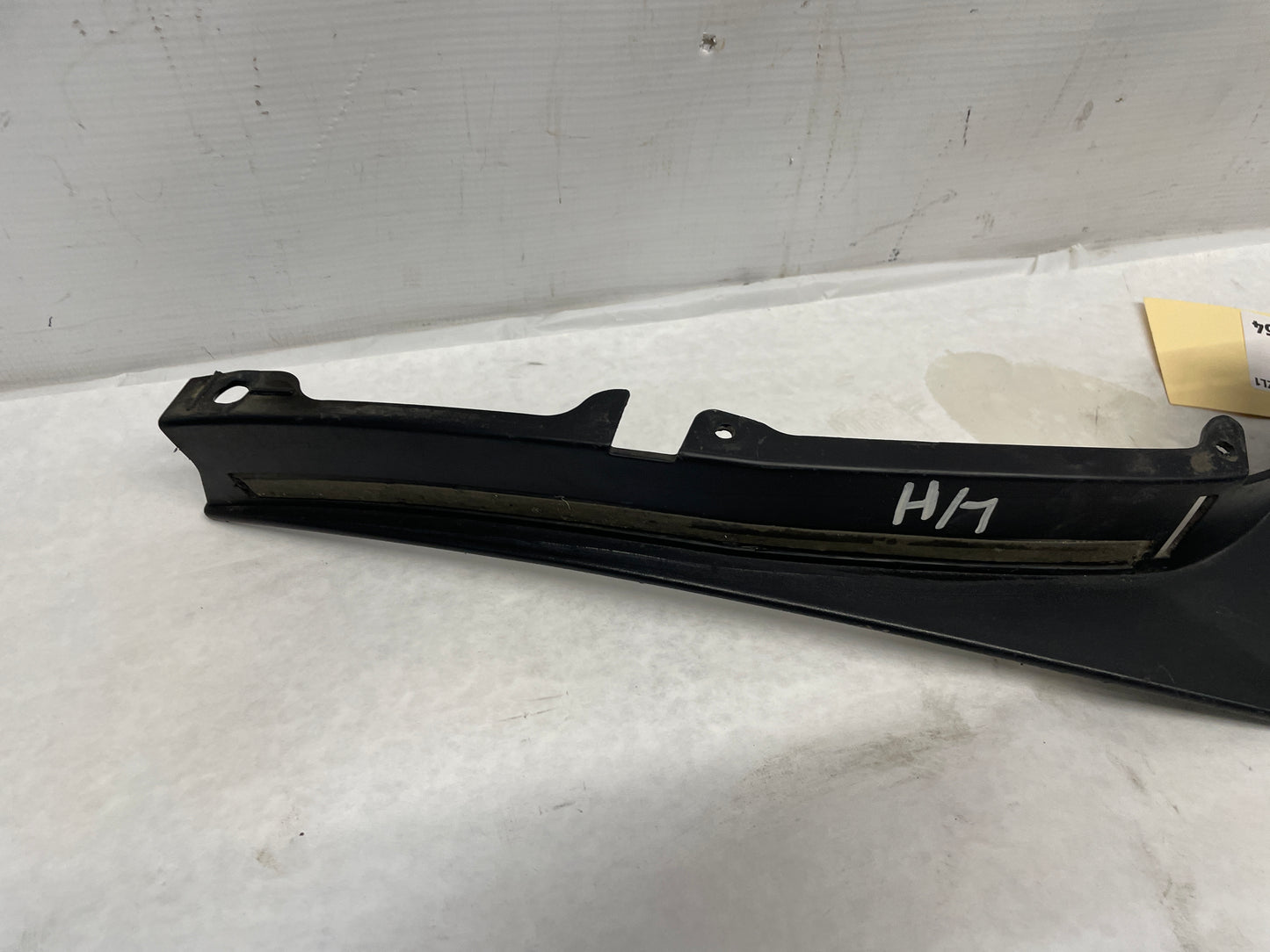 2013 Chevy Camaro ZL1  RH & LH Rear Bumper Splash Shield Wheel Well Trim Molding OEM