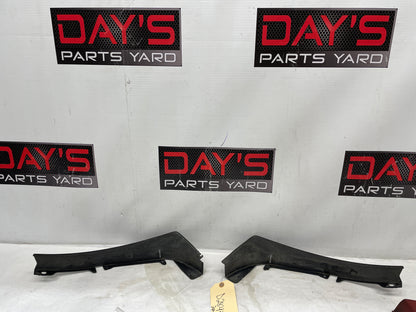 2013 Chevy Camaro ZL1  RH & LH Rear Bumper Splash Shield Wheel Well Trim Molding OEM