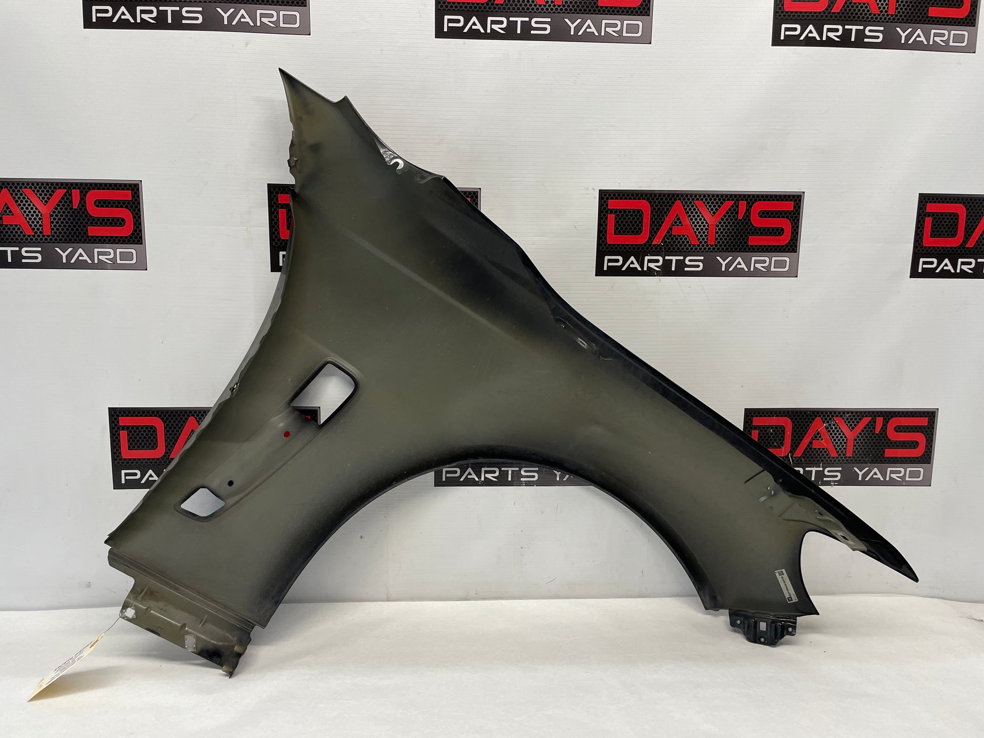 2014 Chevy SS Sedan LH Driver Front Fender Black OEM - Day's Parts Yard