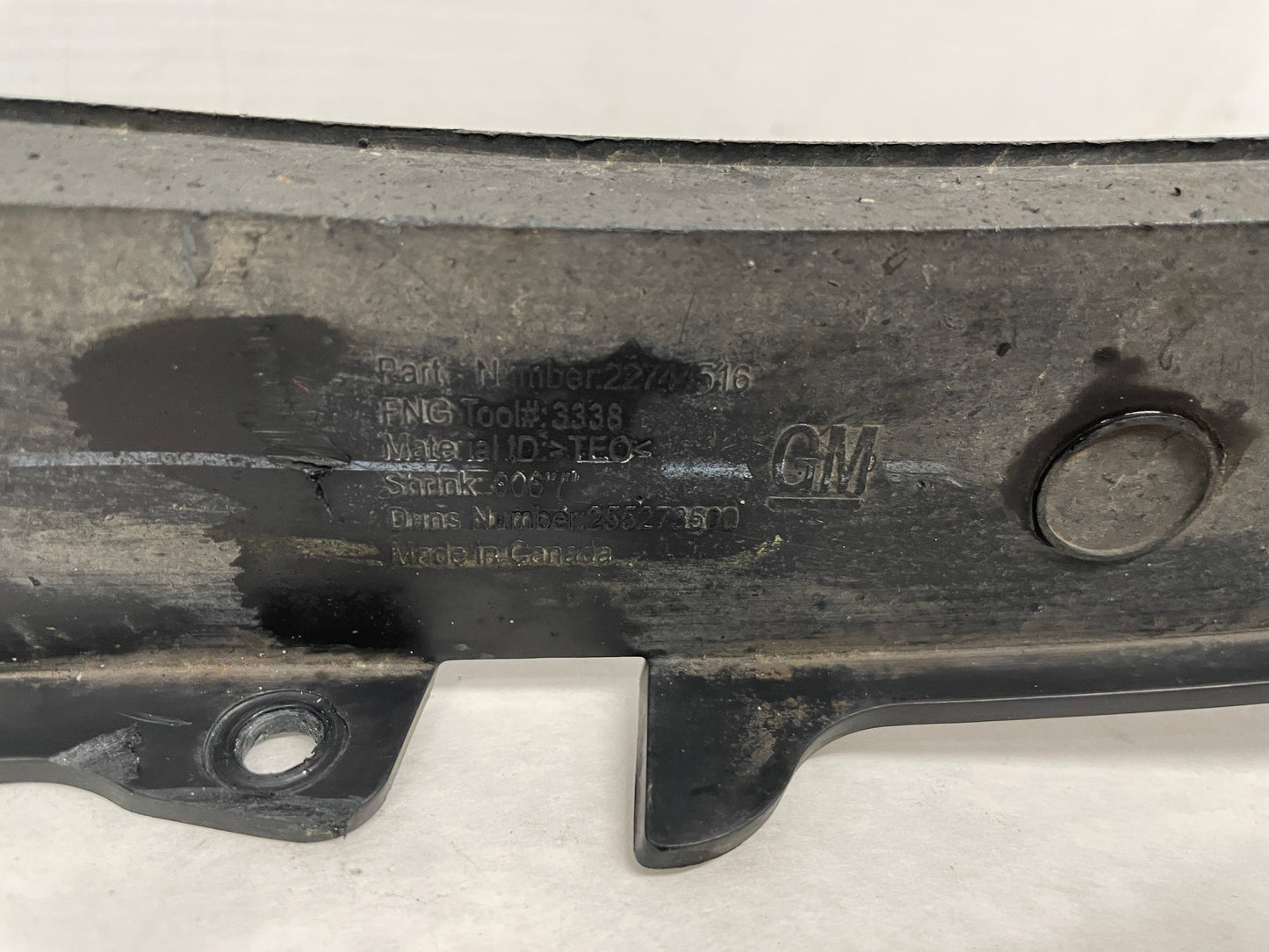 2013 Chevy Camaro ZL1  RH & LH Rear Bumper Splash Shield Wheel Well Trim Molding OEM