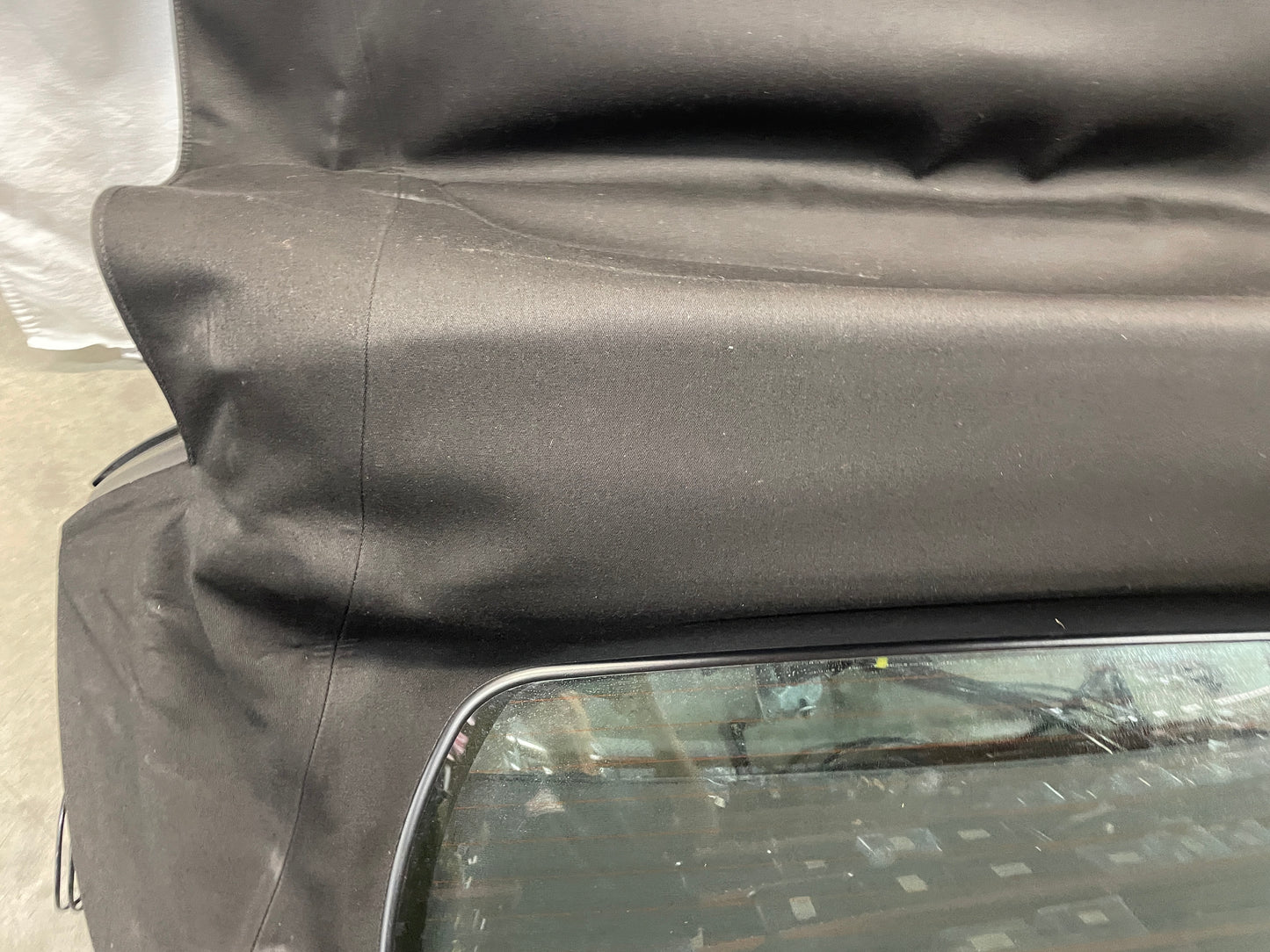 2005 Chevy C6 Corvette Convertible Soft Top w/ Hydraulic Pump Black OEM - Day's Parts Yard