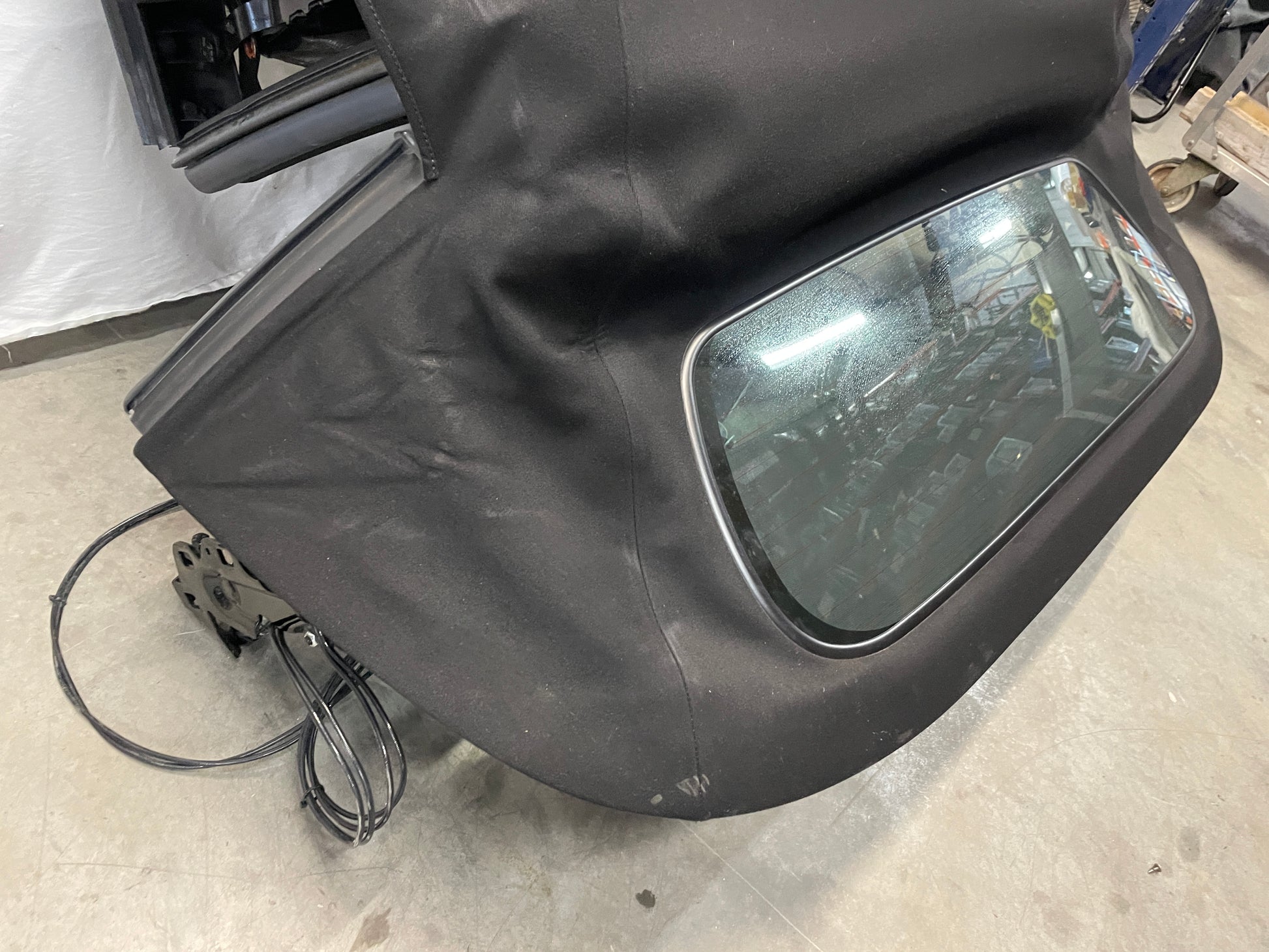 2005 Chevy C6 Corvette Convertible Soft Top w/ Hydraulic Pump Black OEM - Day's Parts Yard