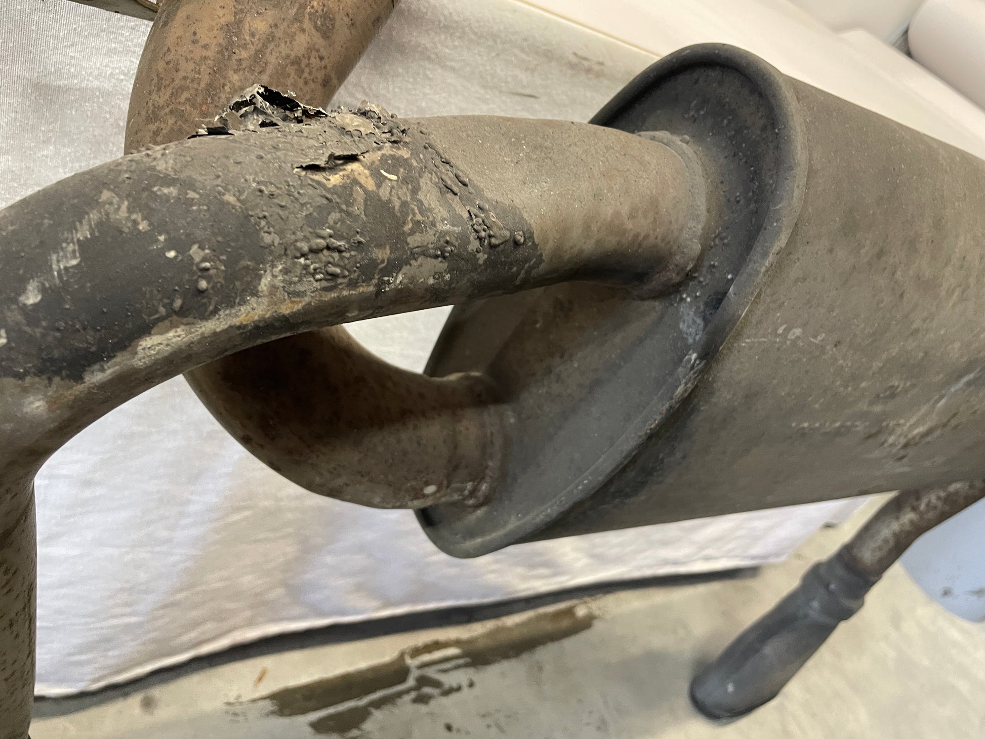 1998 Pontiac Firebird Formula Trans Am Factory Exhaust Muffler OEM LOCAL PICK UP - Day's Parts Yard