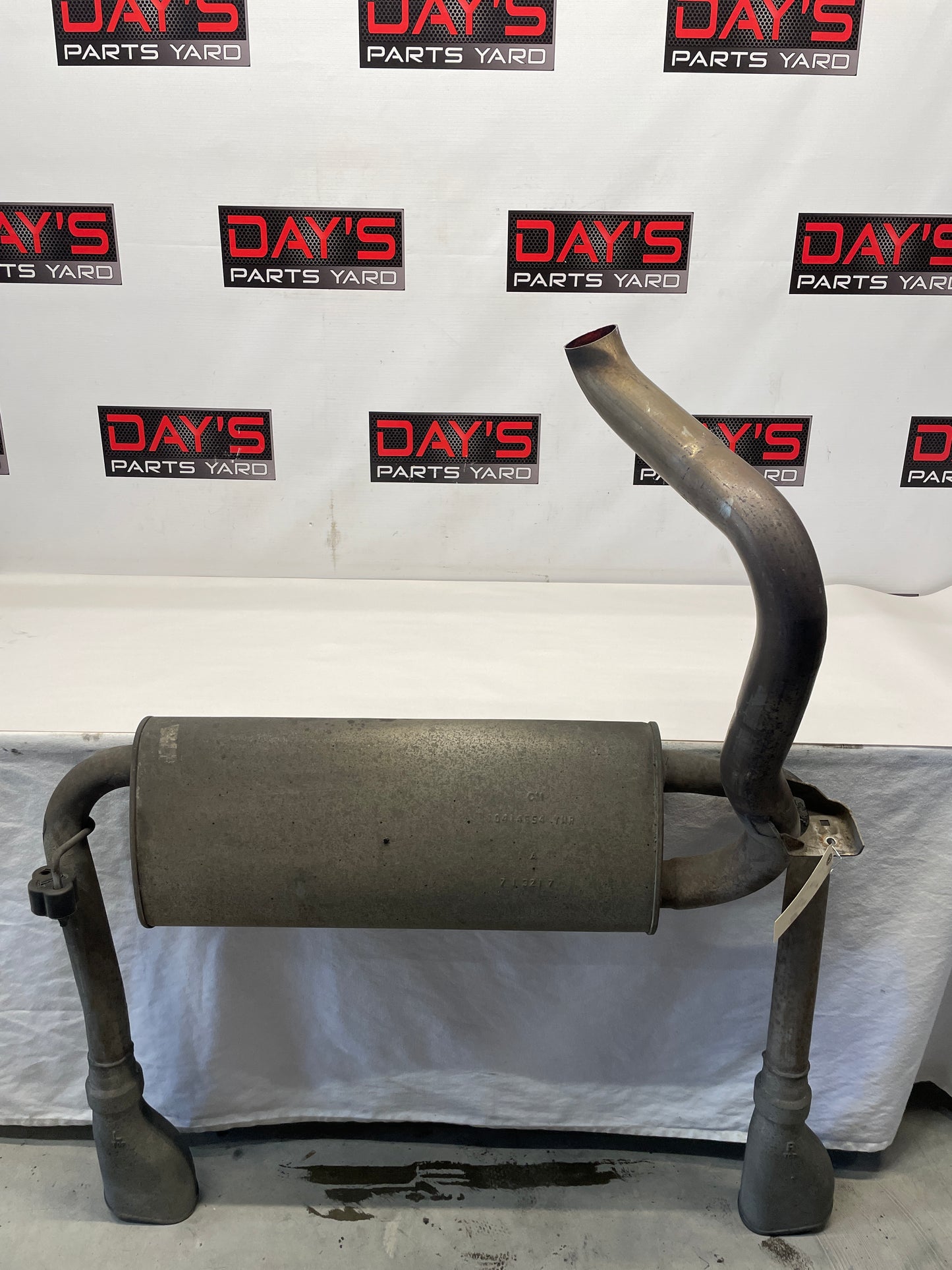 1998 Pontiac Firebird Formula Trans Am Factory Exhaust Muffler OEM LOCAL PICK UP - Day's Parts Yard