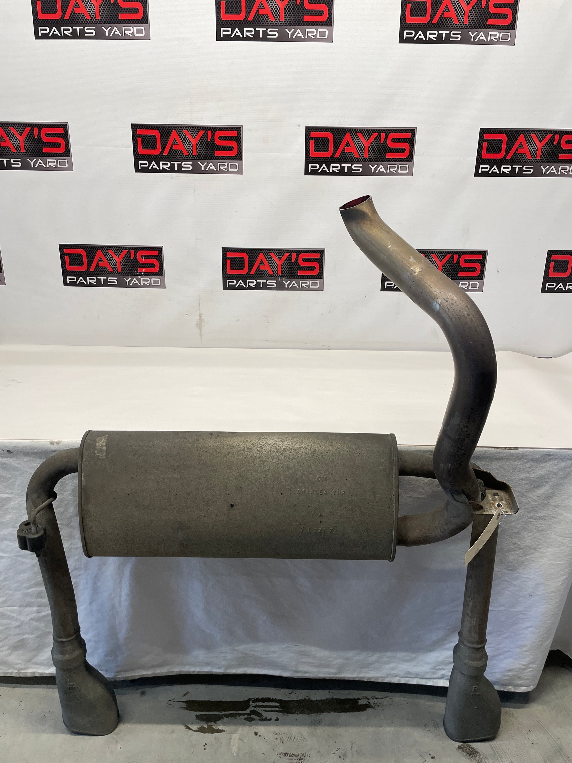 1998 Pontiac Firebird Formula Trans Am Factory Exhaust Muffler OEM LOCAL PICK UP - Day's Parts Yard
