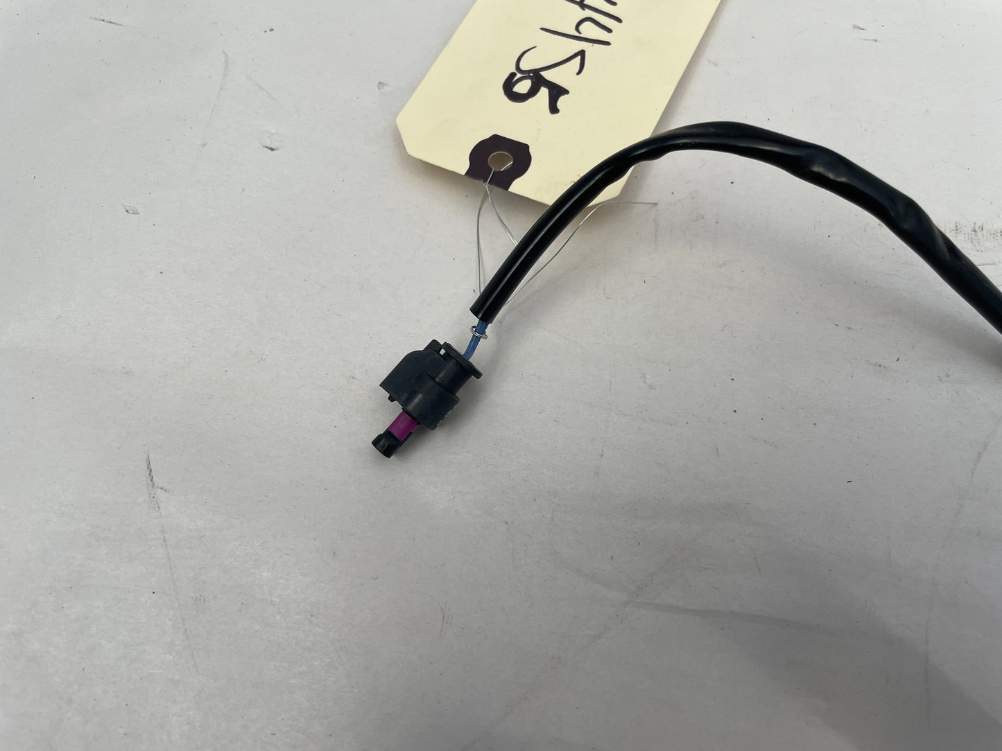 2020 Chevy Camaro SS Trunk Lid Release Button OEM - Day's Parts Yard