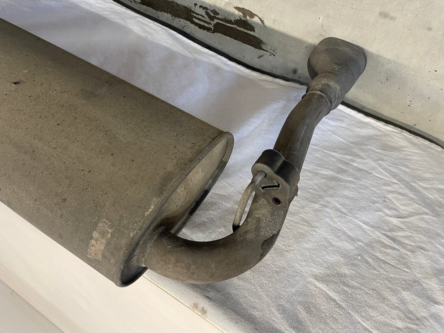 1998 Pontiac Firebird Formula Trans Am Factory Exhaust Muffler OEM LOCAL PICK UP - Day's Parts Yard