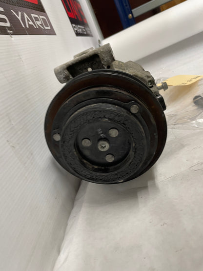 2013 Chevy Camaro ZL1 AC A/C Air Conditioner Compressor w/ Hardware OEM