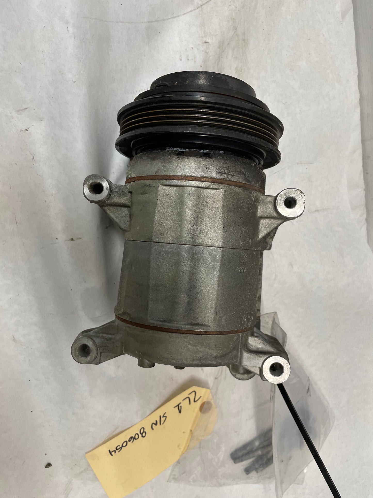 2013 Chevy Camaro ZL1 AC A/C Air Conditioner Compressor w/ Hardware OEM