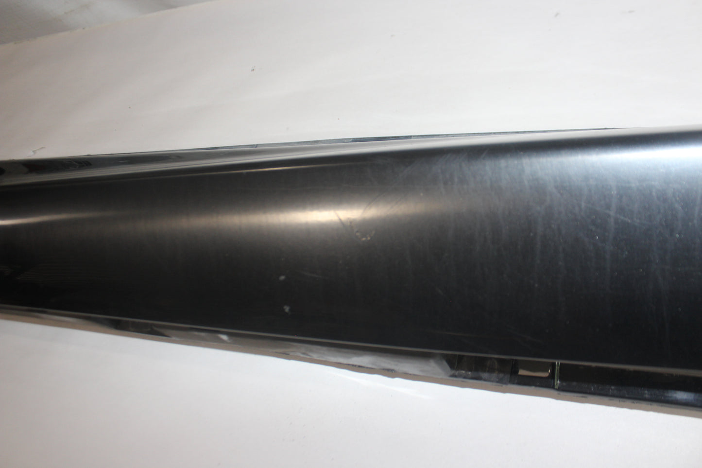 2014 Chevy SS Sedan RH Passenger Rocker Molding Trim Panel OEM