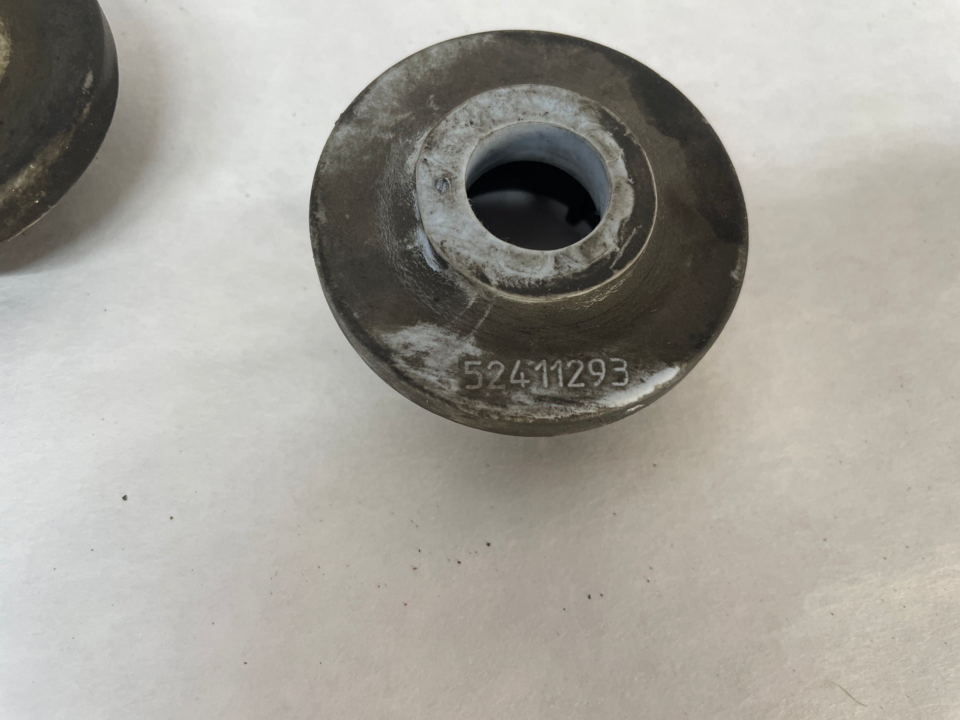 2012 Chevy Silverado K1500 LT Lower Radiator Bushings OEM - Day's Parts Yard