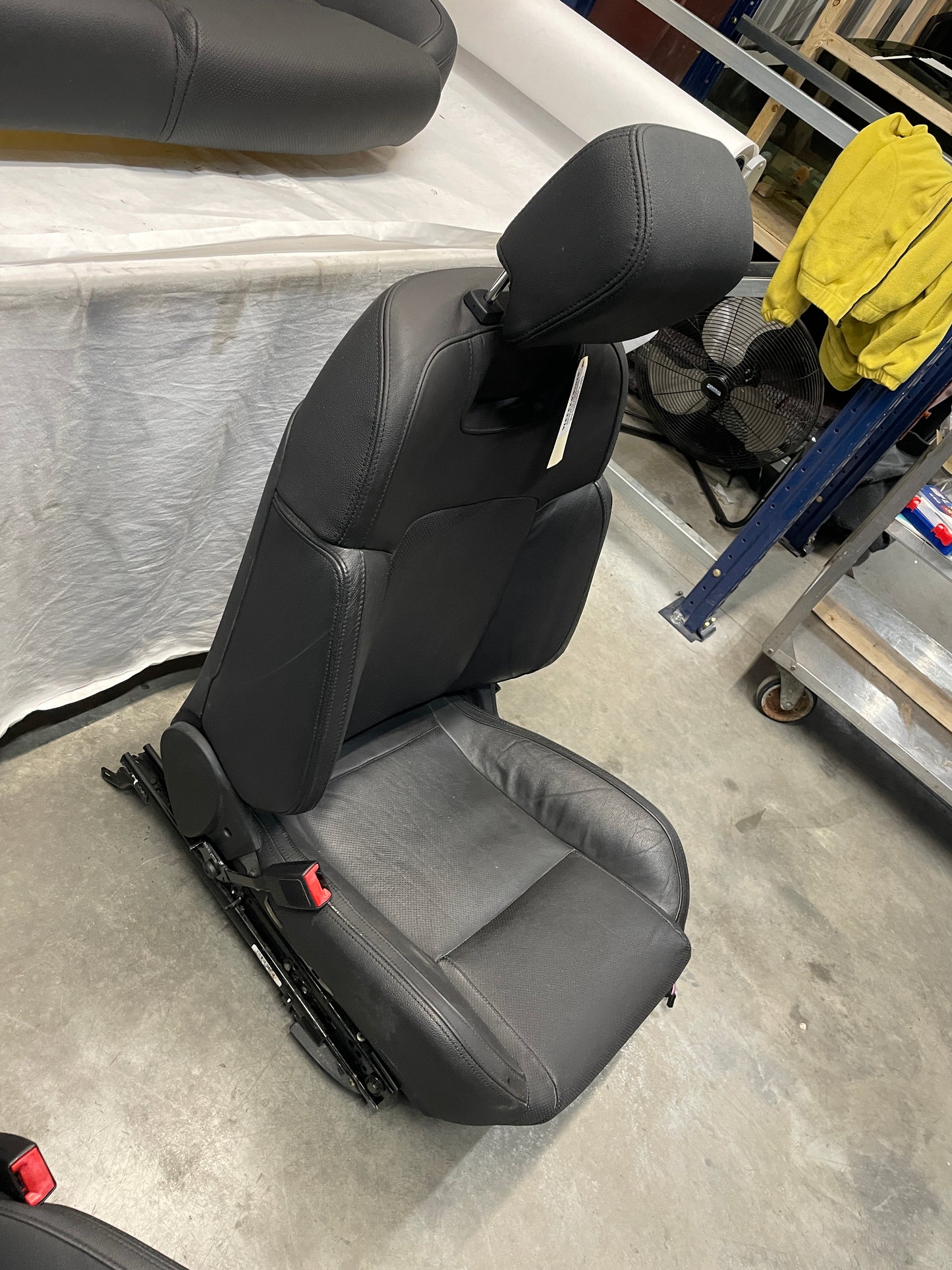 2009 Pontiac G8 Seats Fronts and Rears Black Leather OEM - Day's Parts Yard