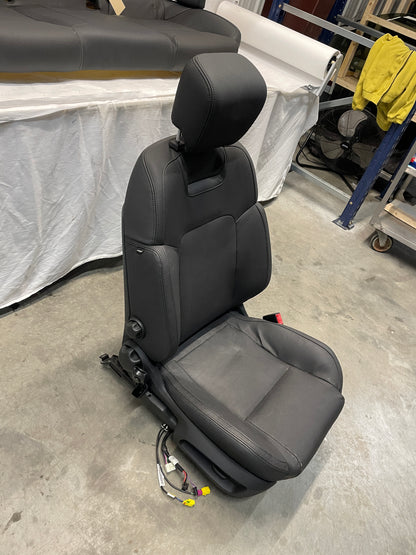 2009 Pontiac G8 Seats Fronts and Rears Black Leather OEM - Day's Parts Yard