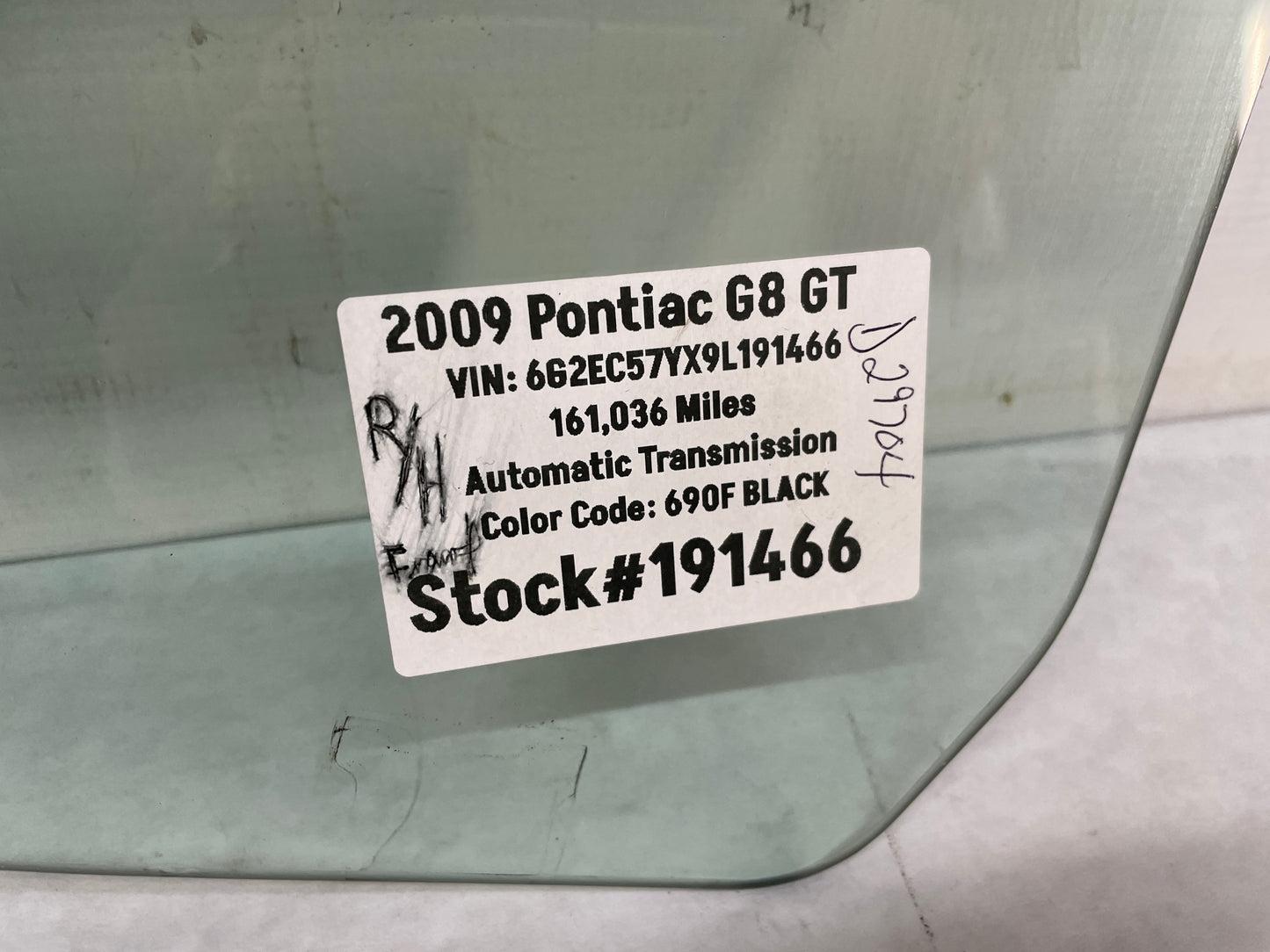 2009 Pontiac G8 GT RH Passenger Front Door Window Glass OEM - Day's Parts Yard