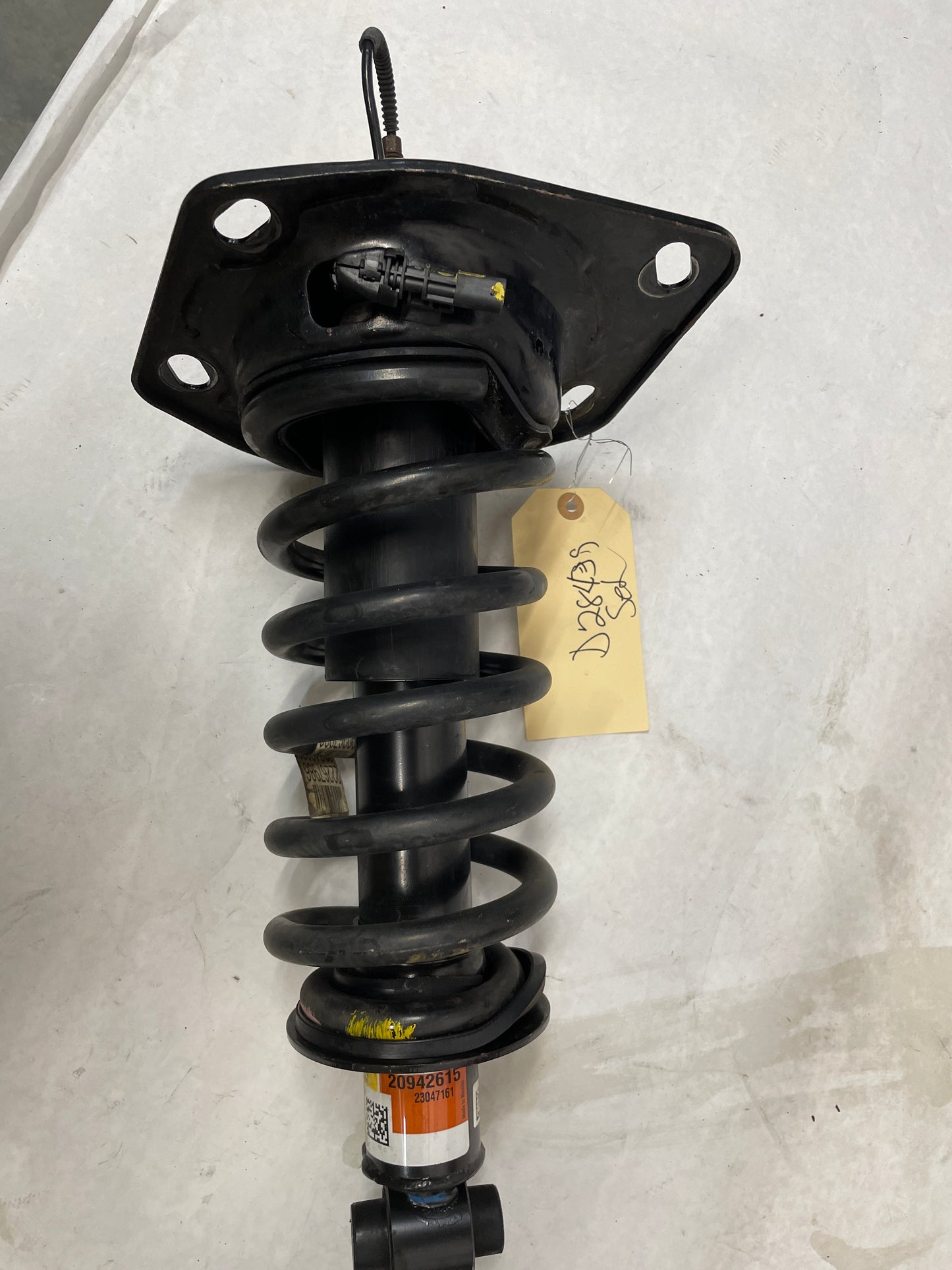 2013 Chevy Camaro ZL1 RH & LH Rear Magnetic Ride Struts Shocks Assemblies OEM