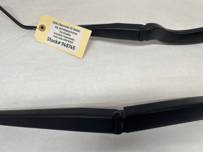 2014 Chevy SS Sedan RH & LH Windshield Wiper Arms Set OEM - Day's Parts Yard