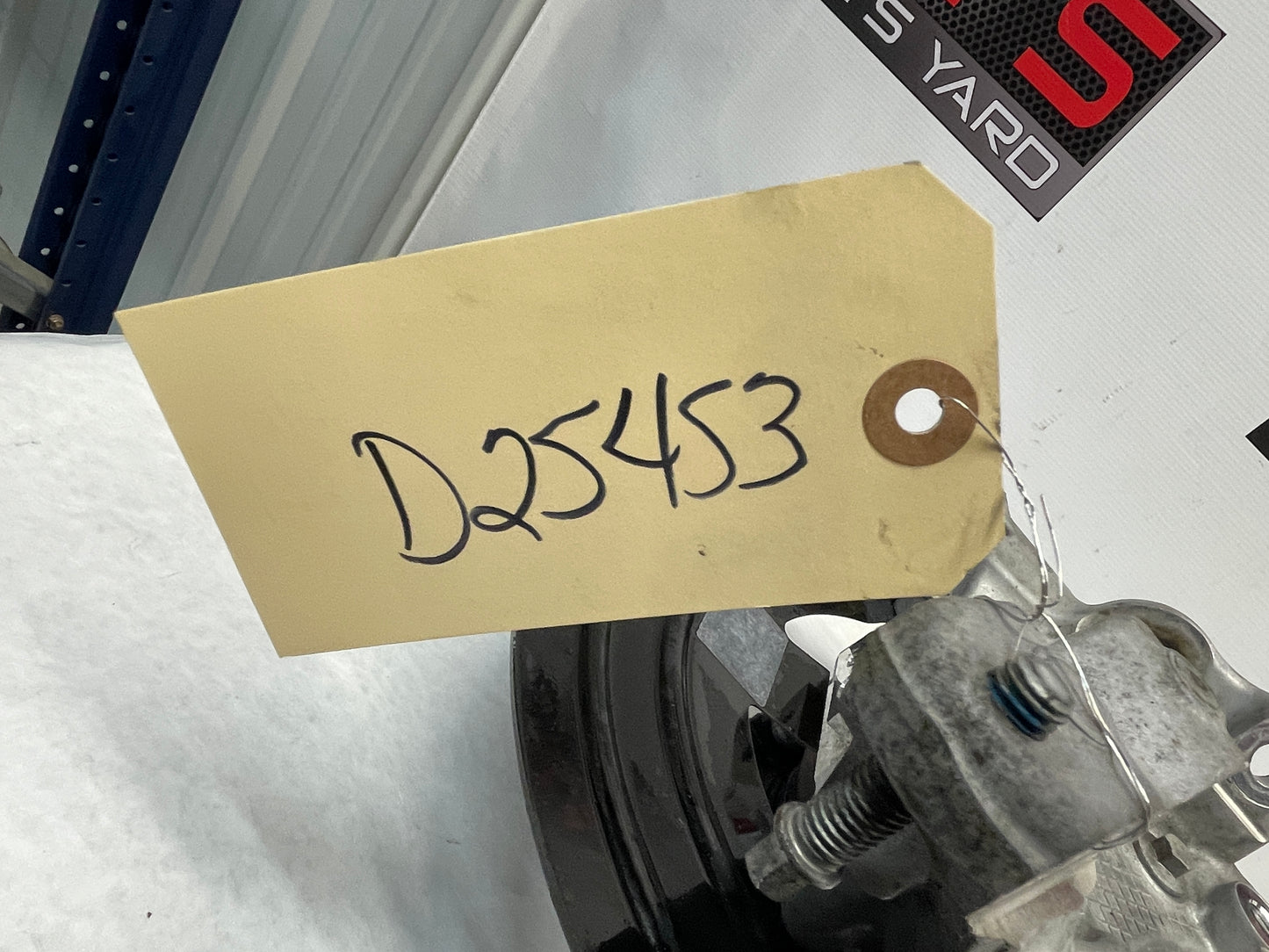 2014 Chevy SS Sedan LH Driver Front Spindle Hub Knuckle Wheel Bearing Assembly OEM - Day's Parts Yard
