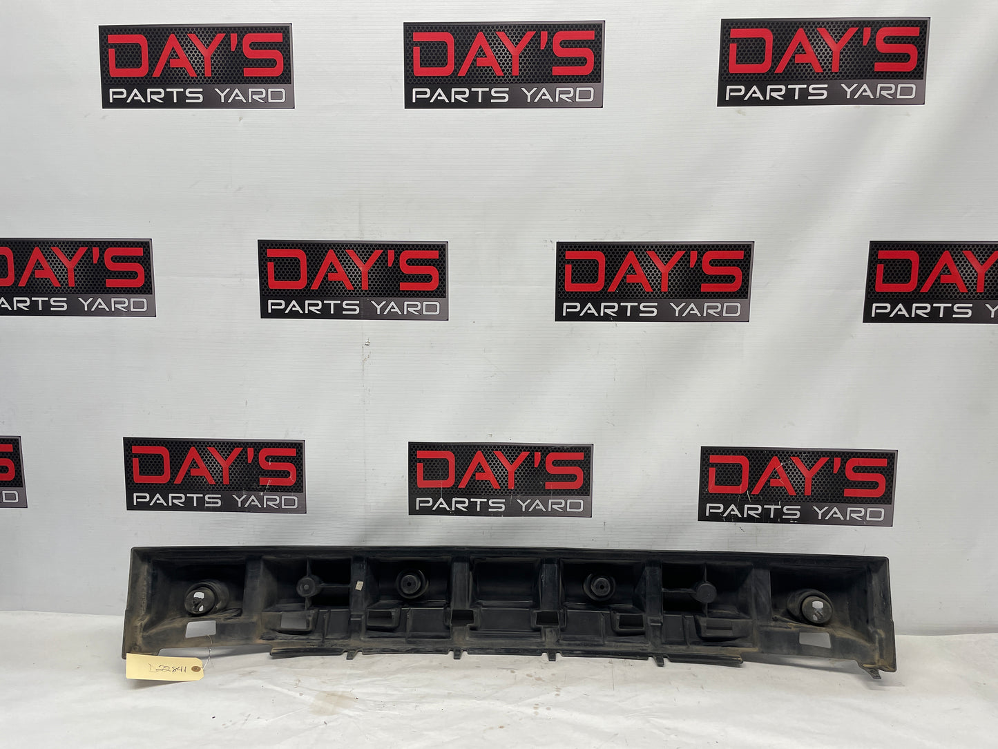 2009 Pontiac G8 GT Rear Bumper Energy Impact Absorber OEM
