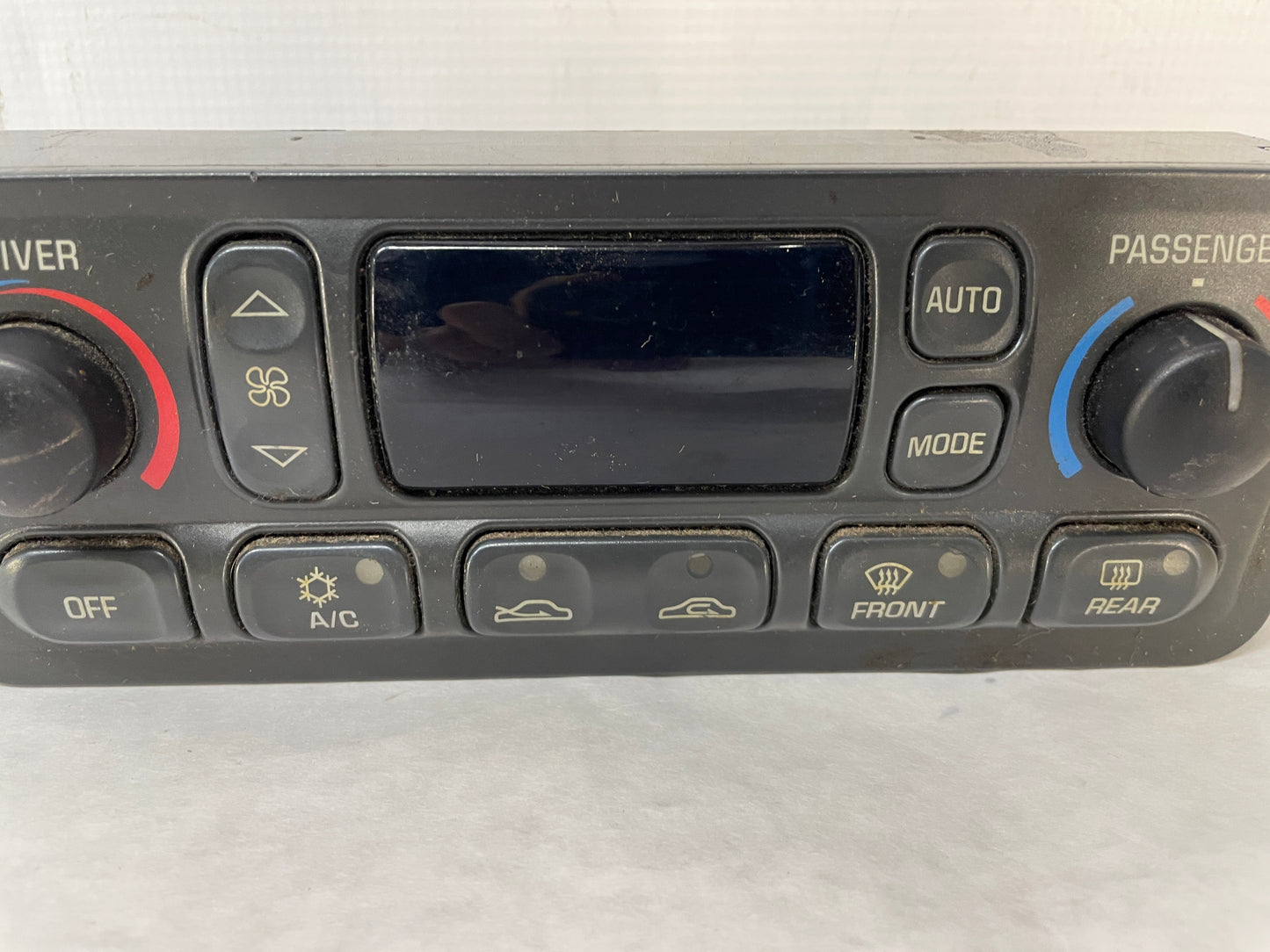 2004 Chevy C5 Corvette Dual Zone Temperature HVAC Dash Climate Control Unit Switch Panel OEM - Day's Parts Yard