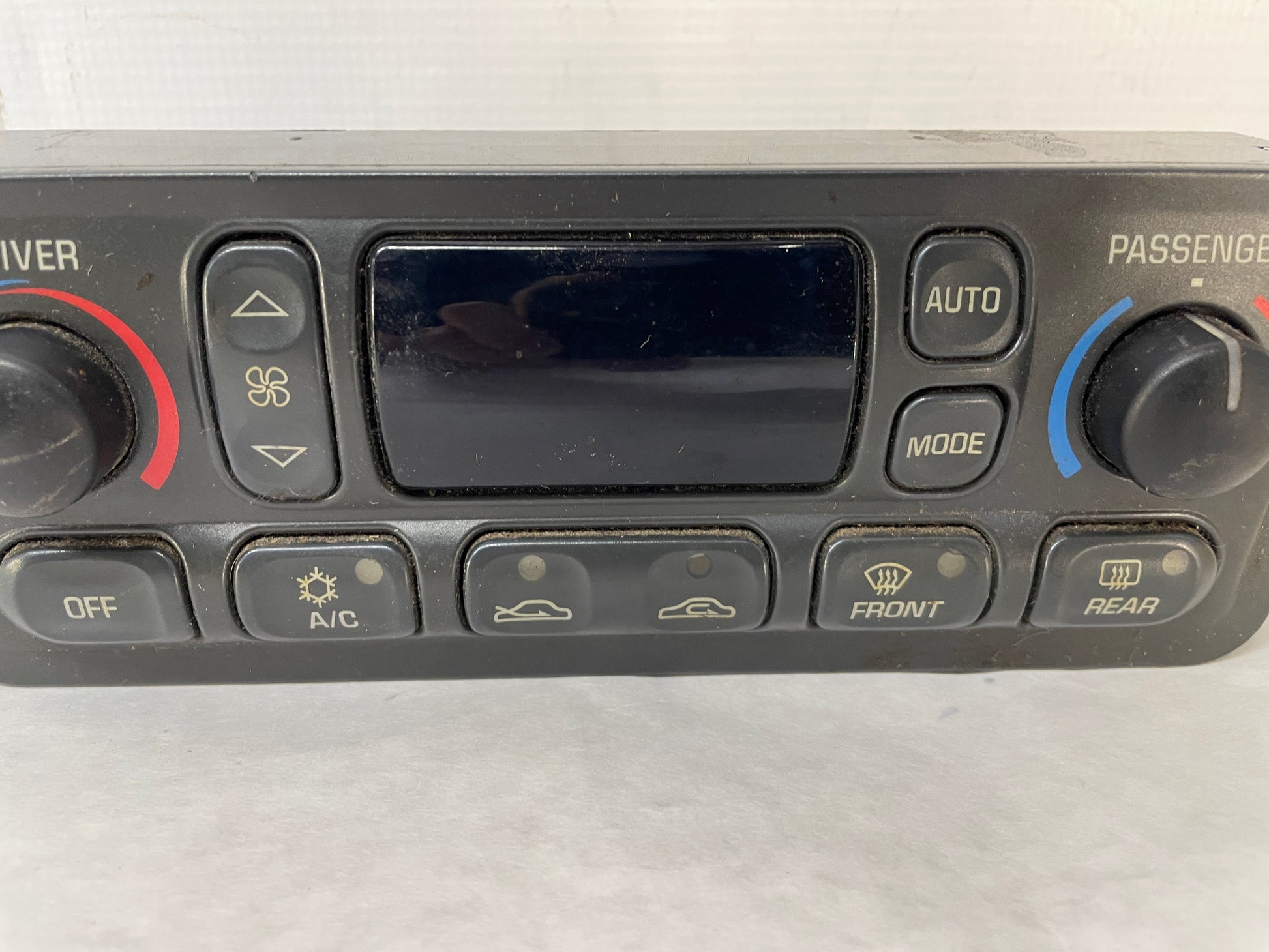 2004 Chevy C5 Corvette Dual Zone Temperature HVAC Dash Climate Control Unit Switch Panel OEM - Day's Parts Yard