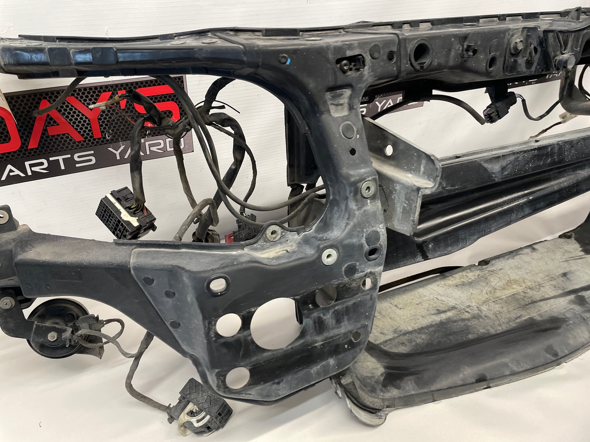 2015 Chevy SS Sedan Front Radiator Core Support Bracket Brace OEM - Day's Parts Yard